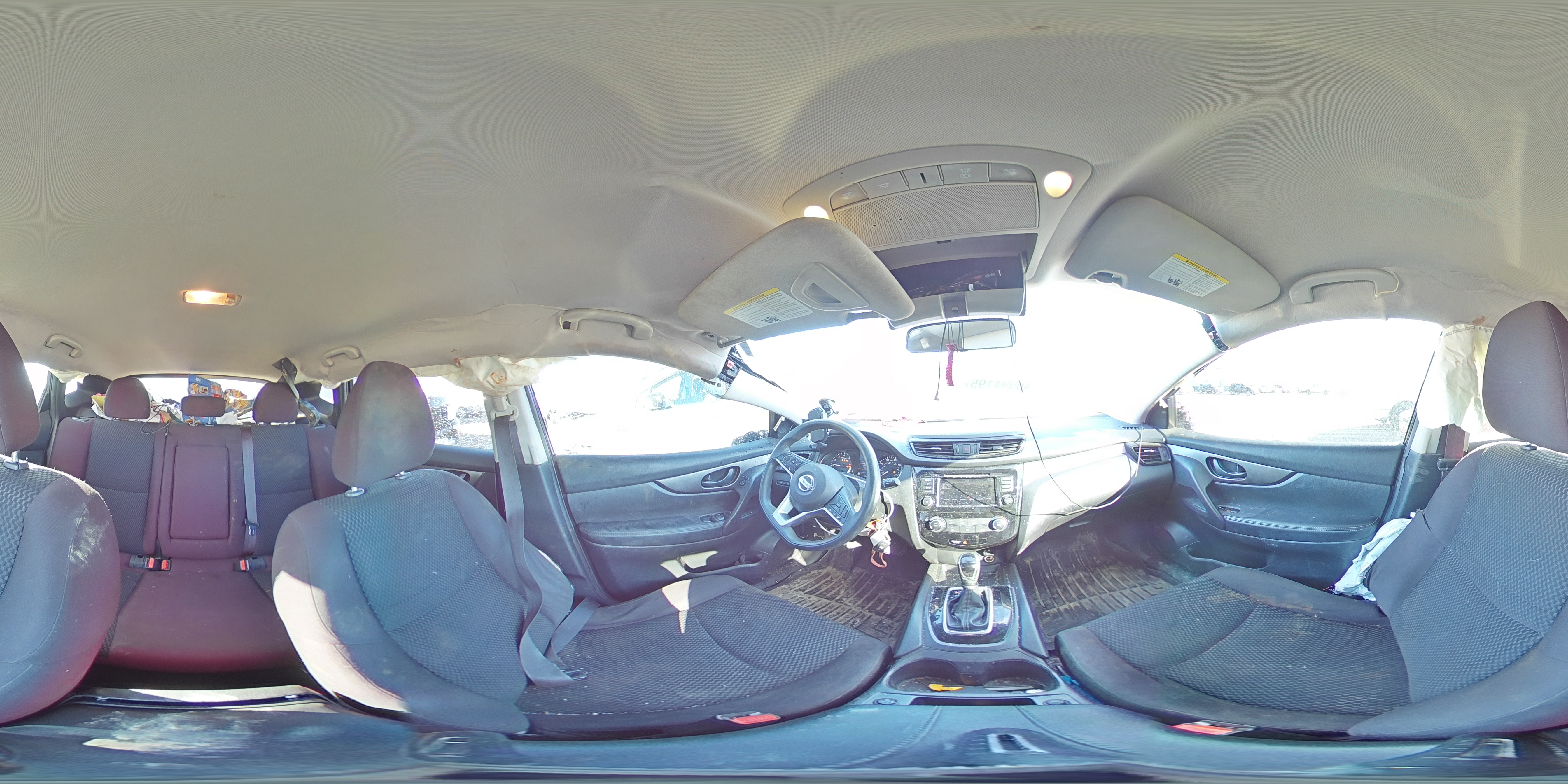 2019 Nissan Rogue - Image 13