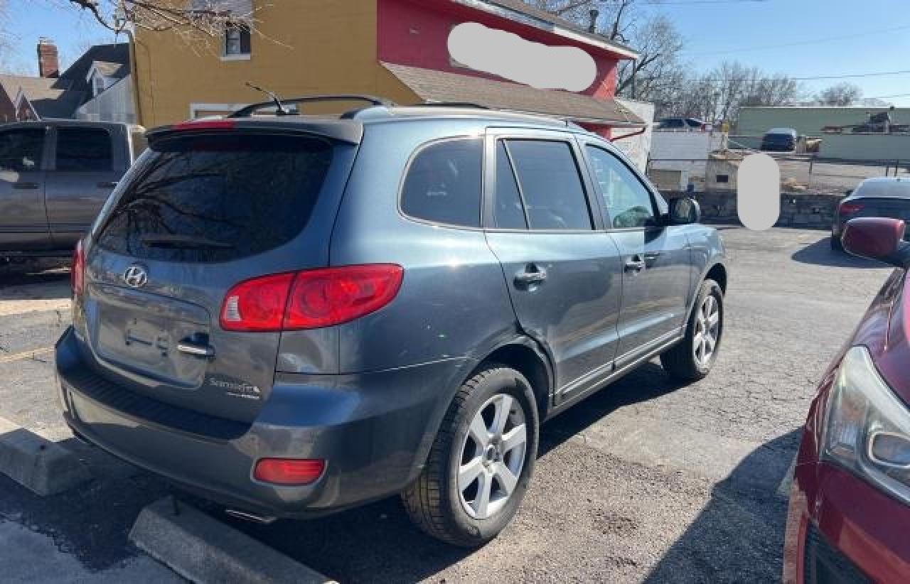 2009 Hyundai Santa Fe - Image 4