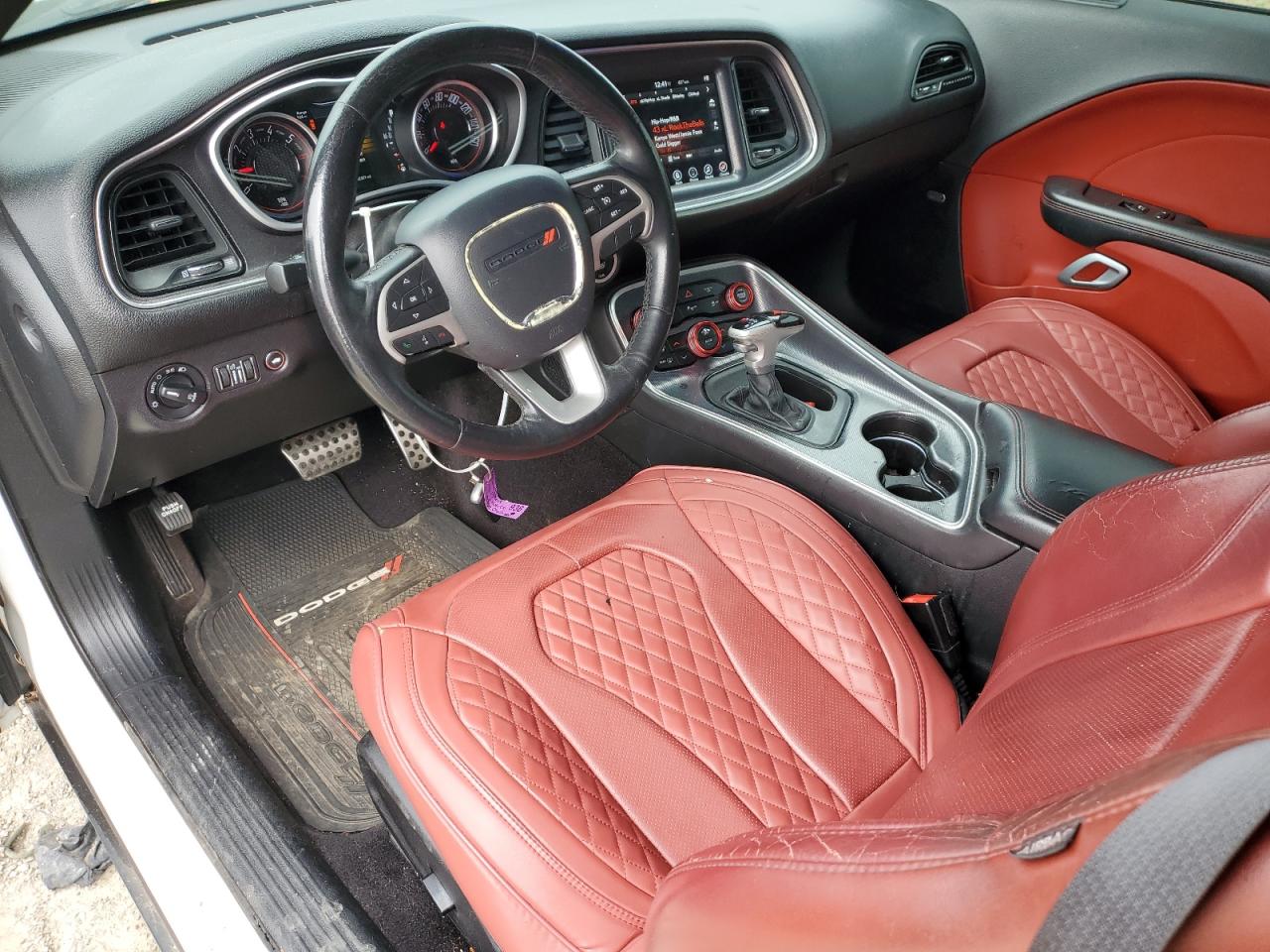 2017 Dodge Challenger - Image 8