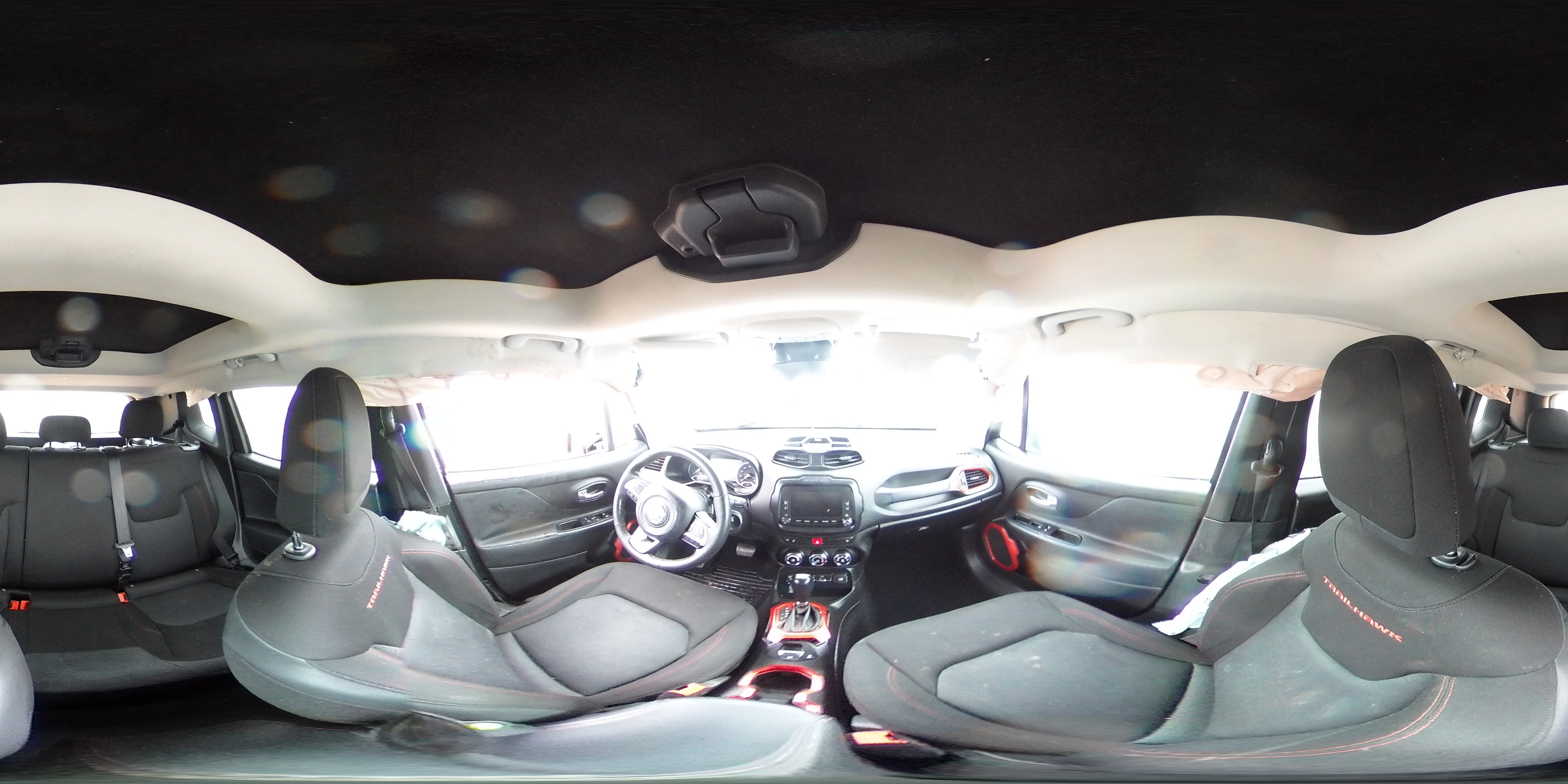 2016 Jeep Renegade - Image 13
