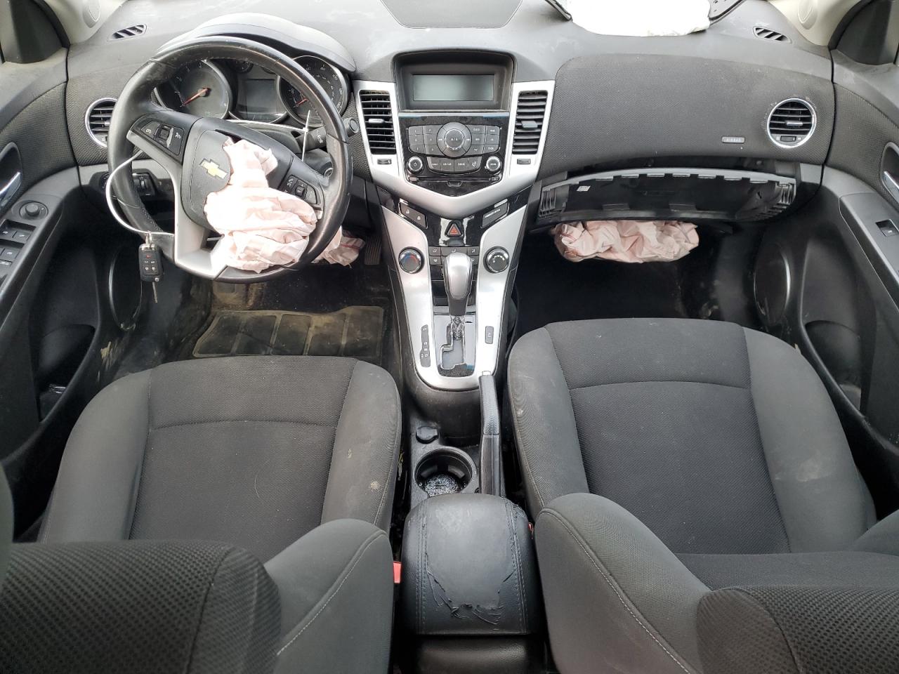 2011 Chevrolet Cruze - Image 8