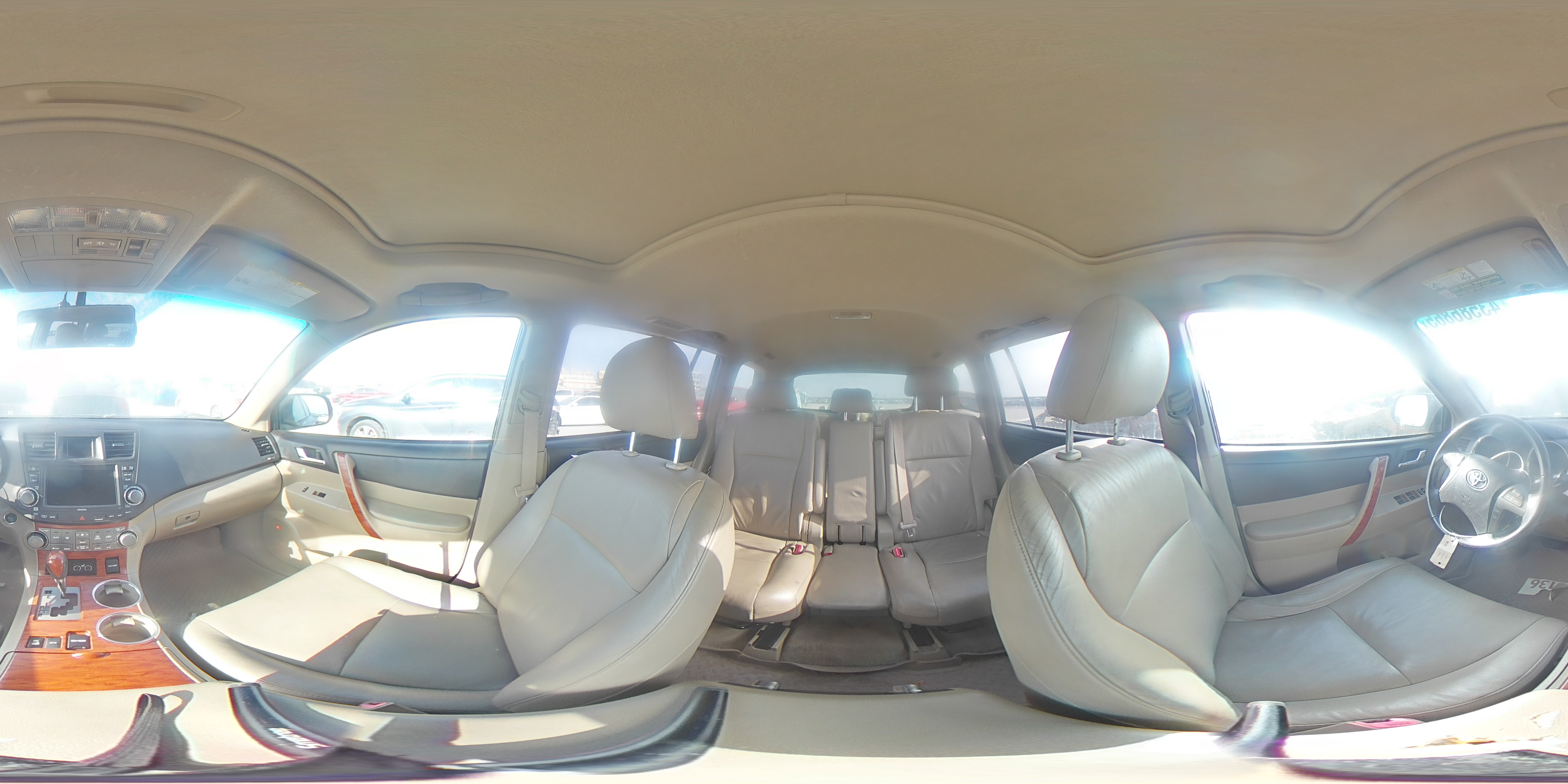 2010 Toyota Highlander - Image 14