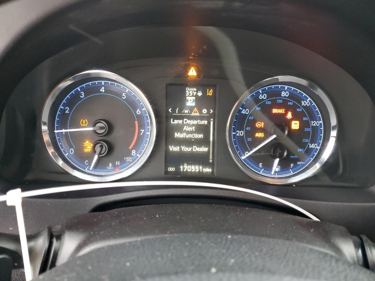 2017 Toyota Corolla - Image 9