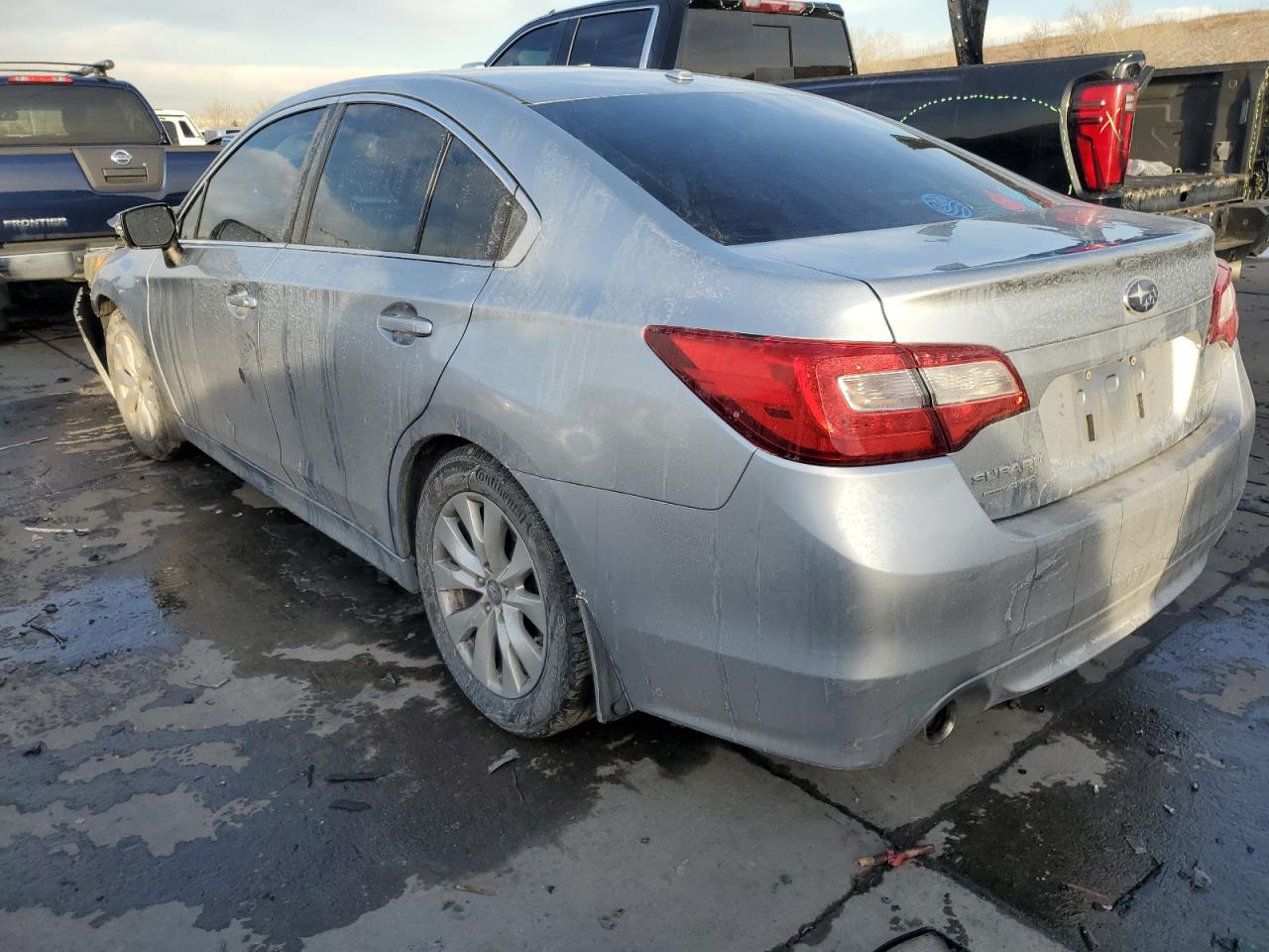 2015 Subaru Legacy - Image 2