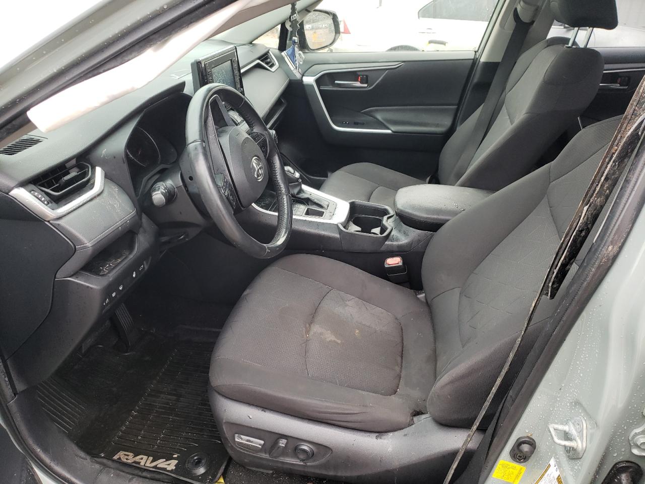 2019 Toyota RAV 4 - Image 7