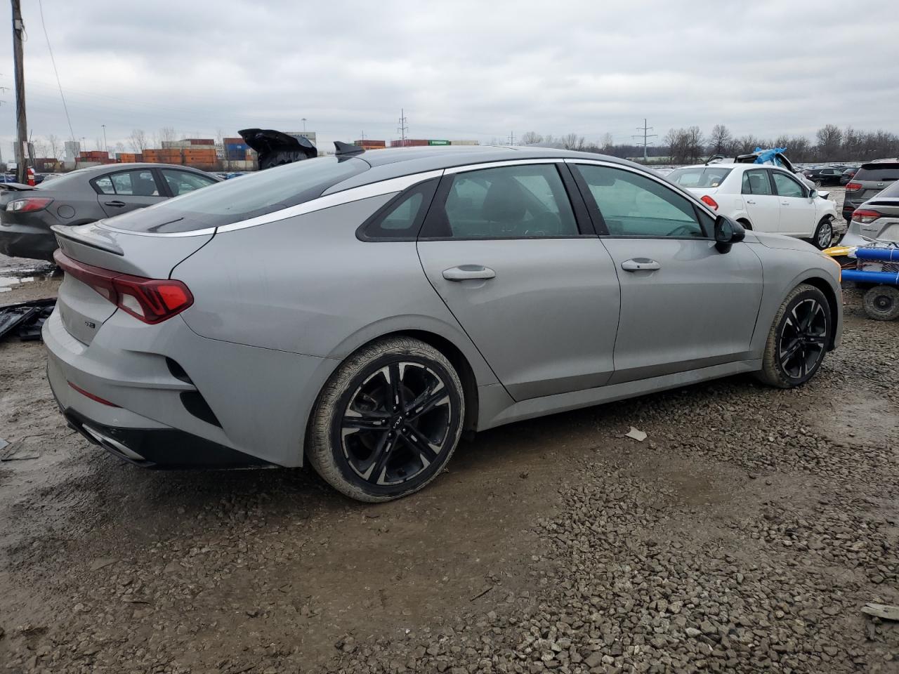 2022 Kia K5 - Image 3