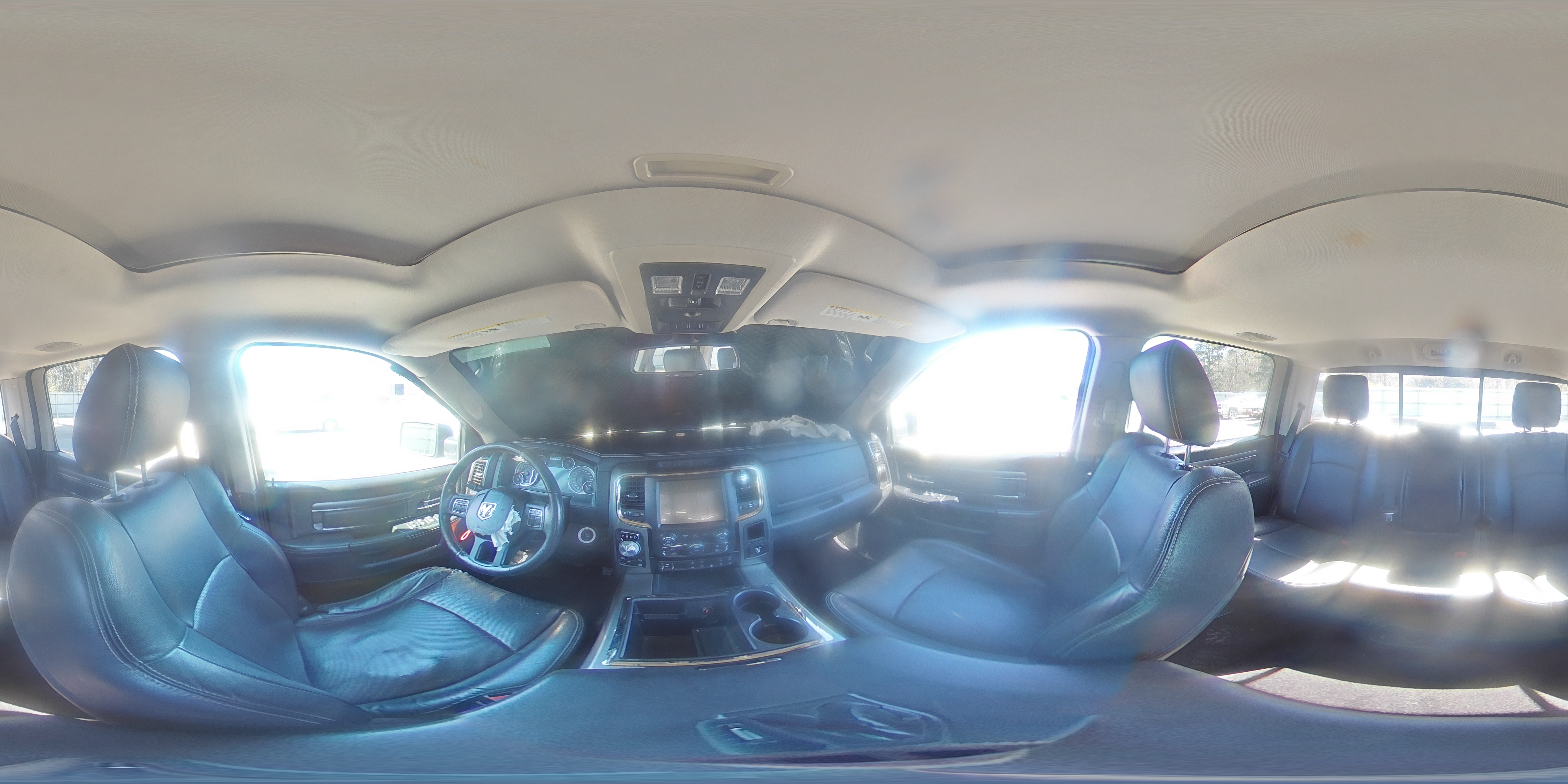 2014 RAM 1500 - Image 13