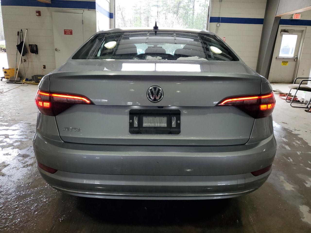 2021 Volkswagen Jetta - Image 6
