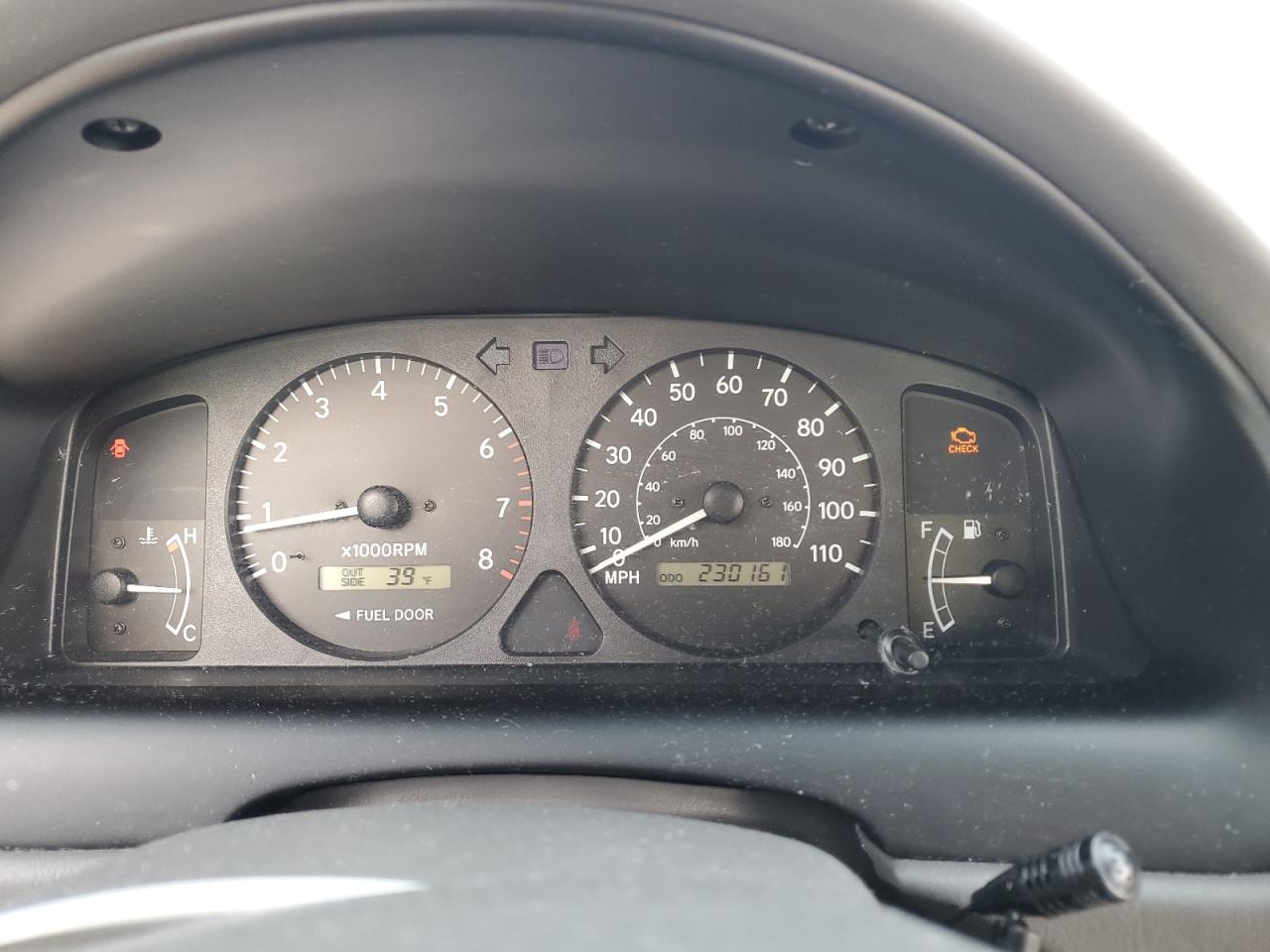 2002 Toyota Corolla - Image 9