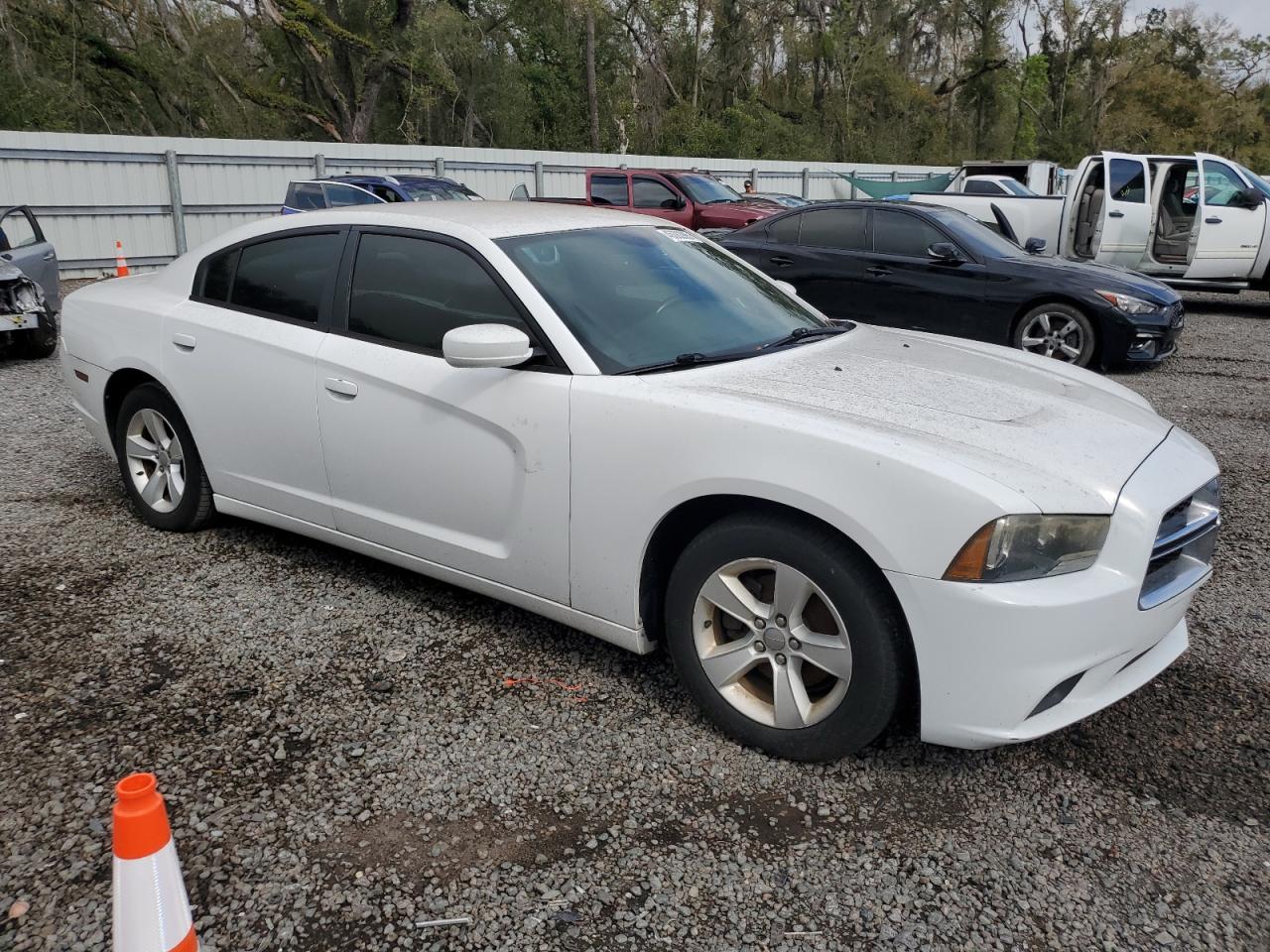 2014 Dodge Charger - Image 4