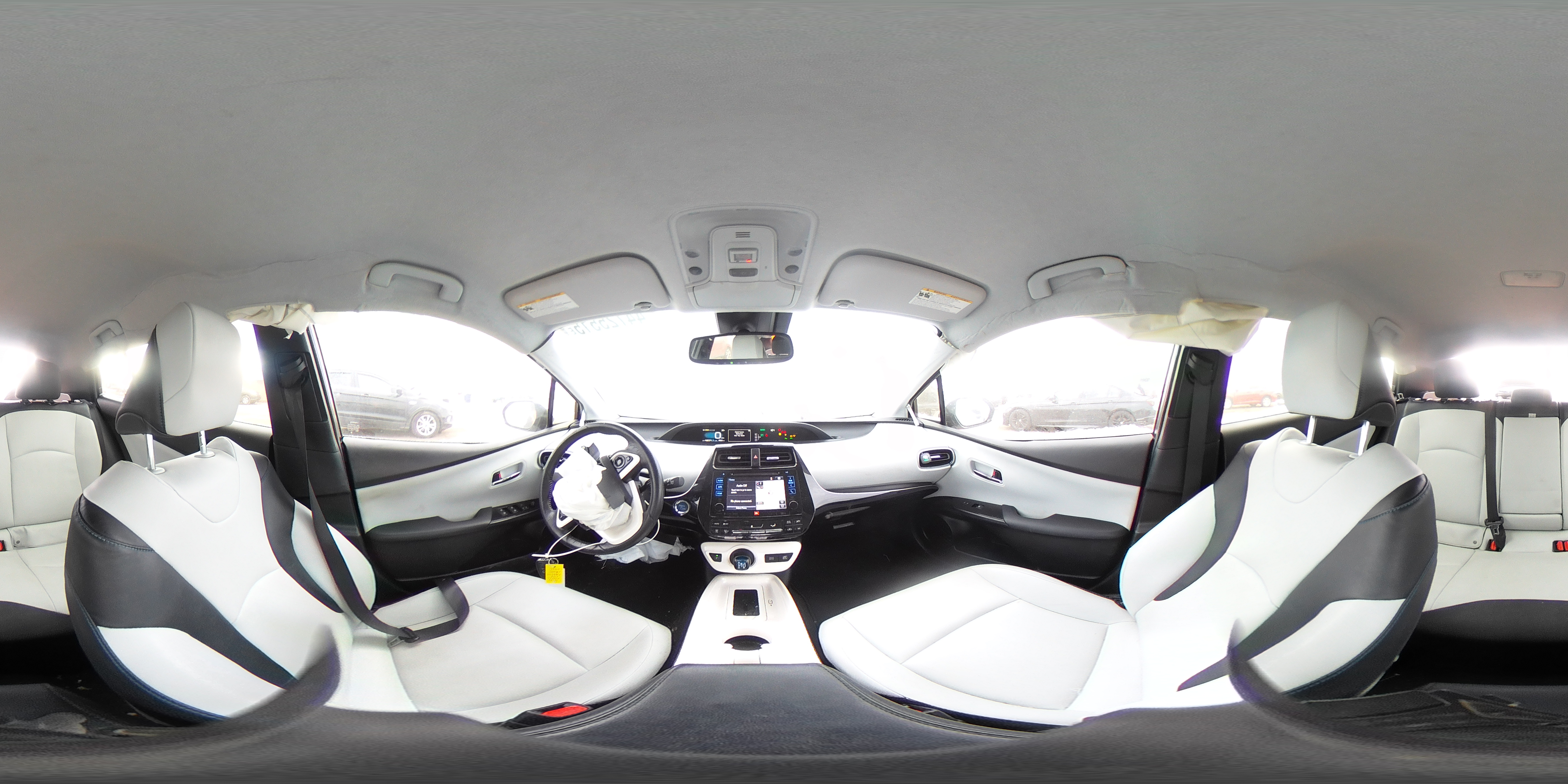 2017 Toyota Prius - Image 13