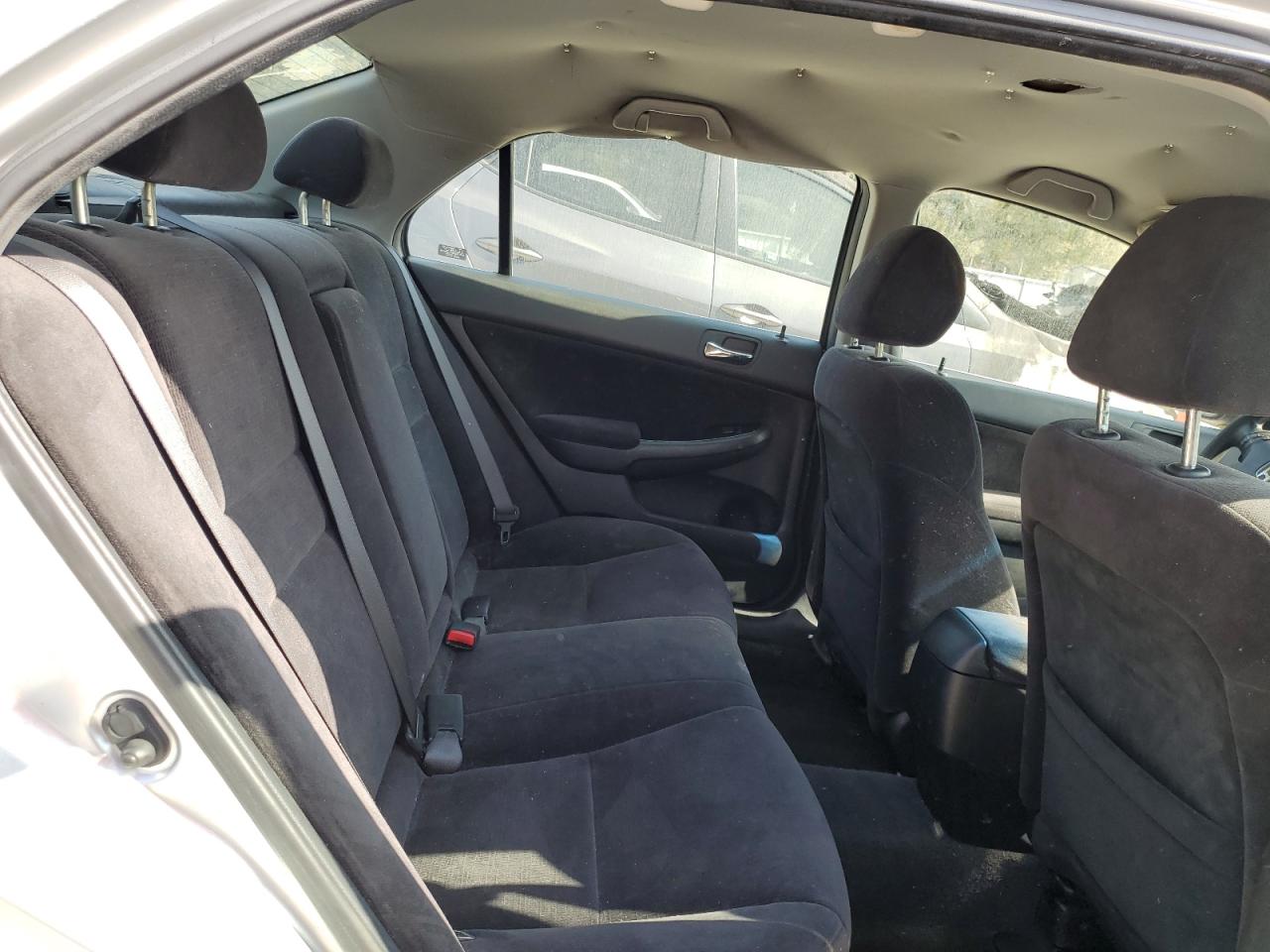 2007 Honda Accord - Image 10