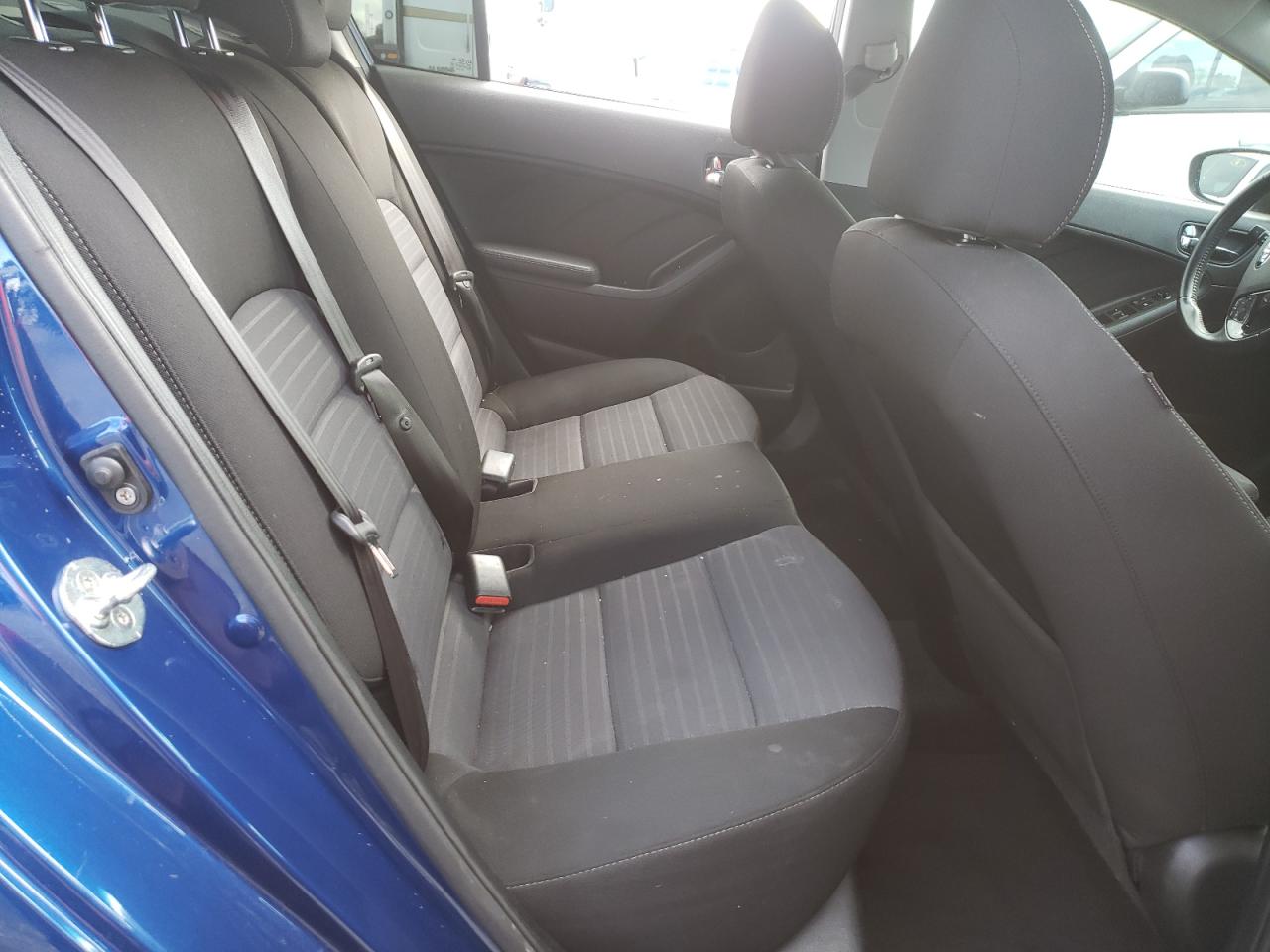 2018 Kia Forte - Image 10