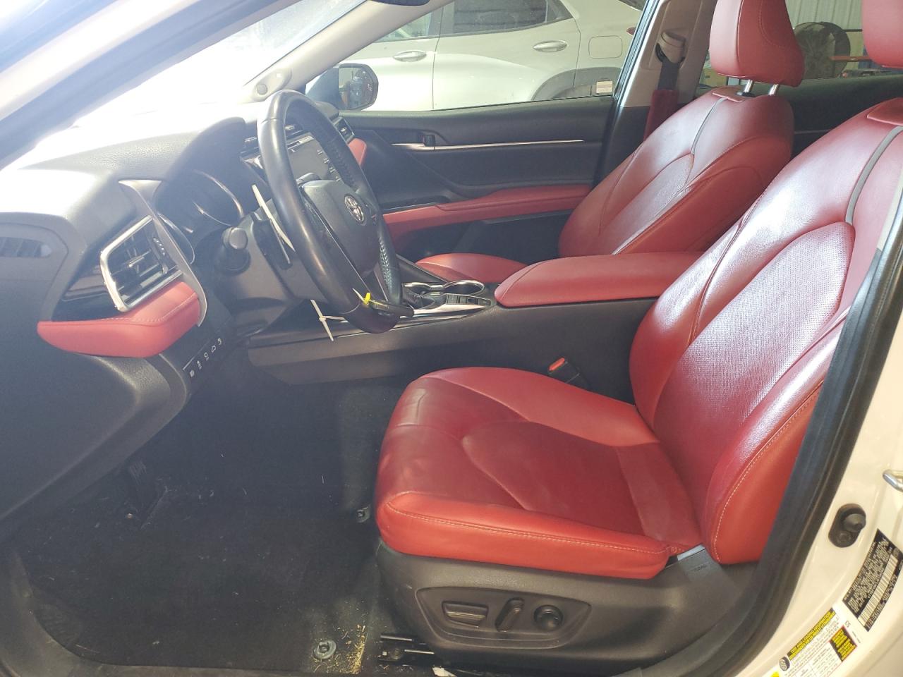 2018 Toyota Camry - Image 7