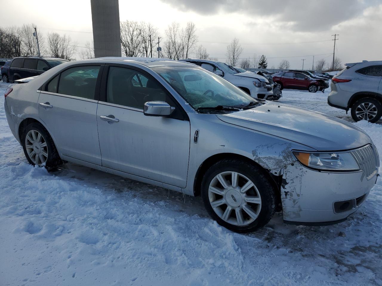 2012 Lincoln MKZ - Image 4