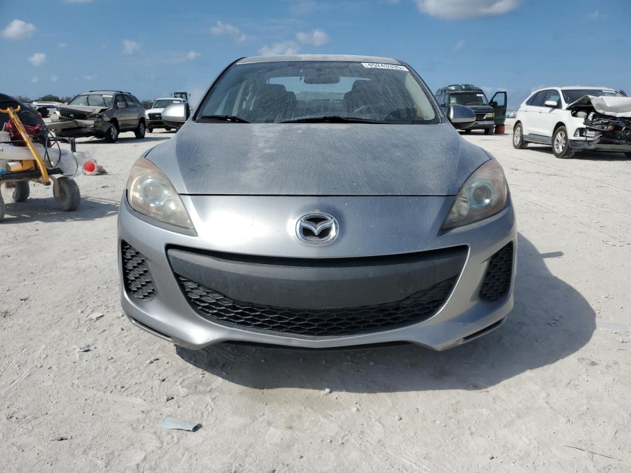 2012 Mazda 3 - Image 5