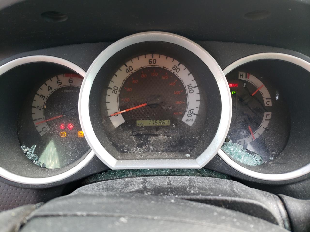 2012 Toyota Tacoma - Image 9