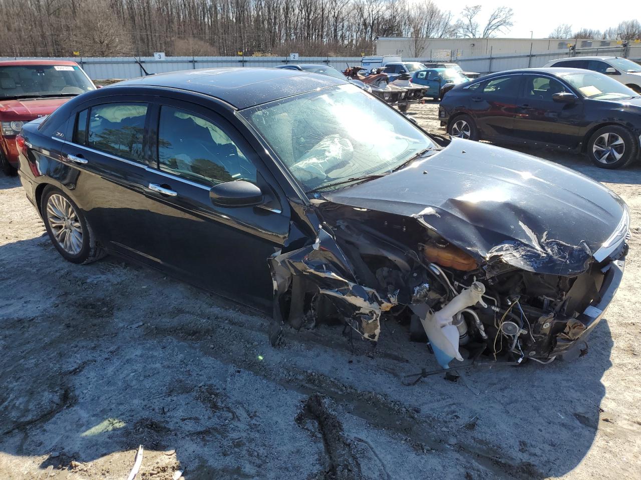 2013 Chrysler 200 - Image 4