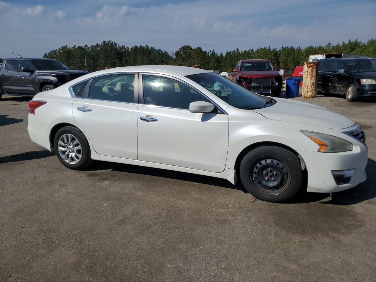2014 Nissan Altima - Image 4