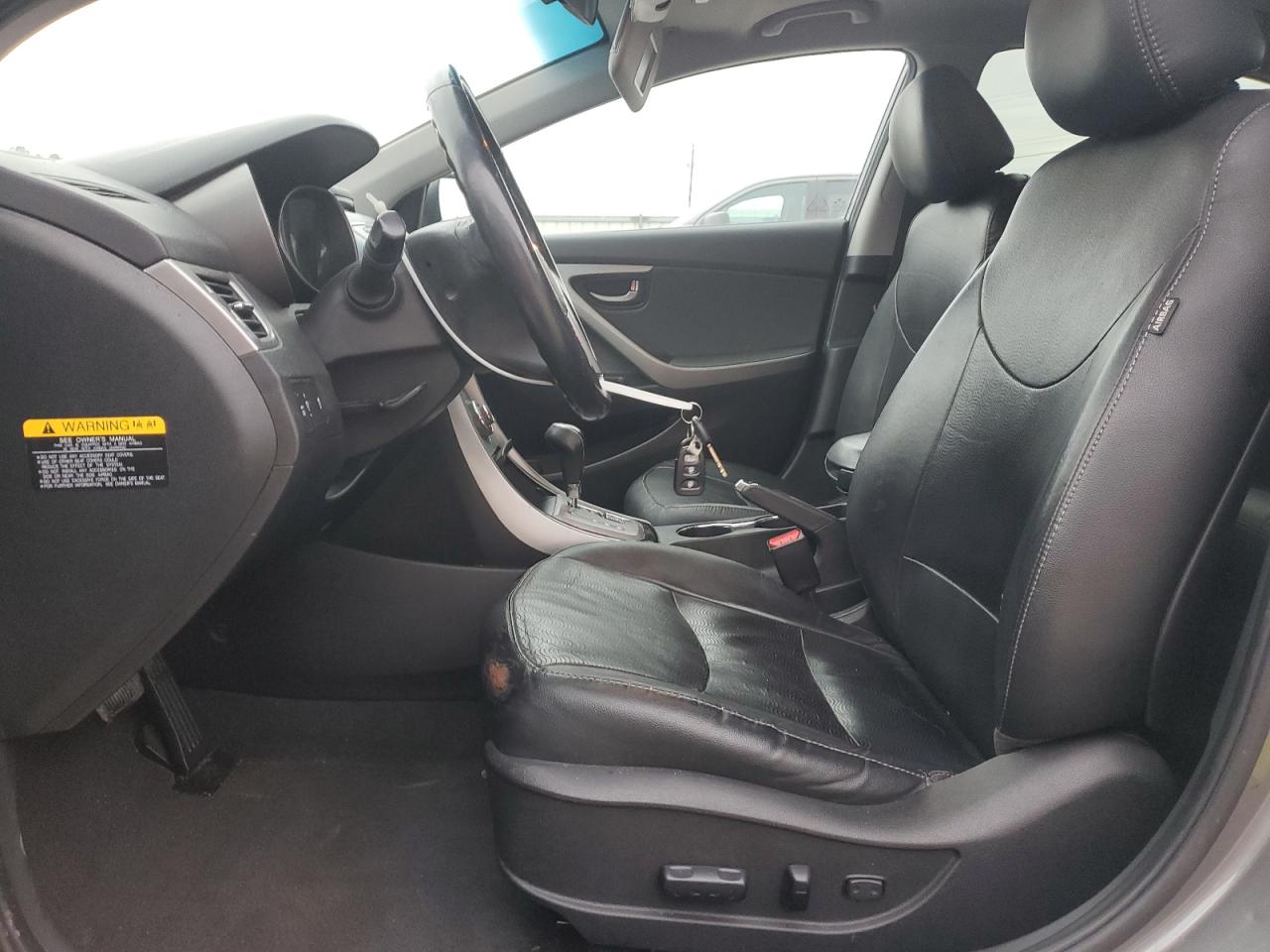 2013 Hyundai Elantra - Image 7