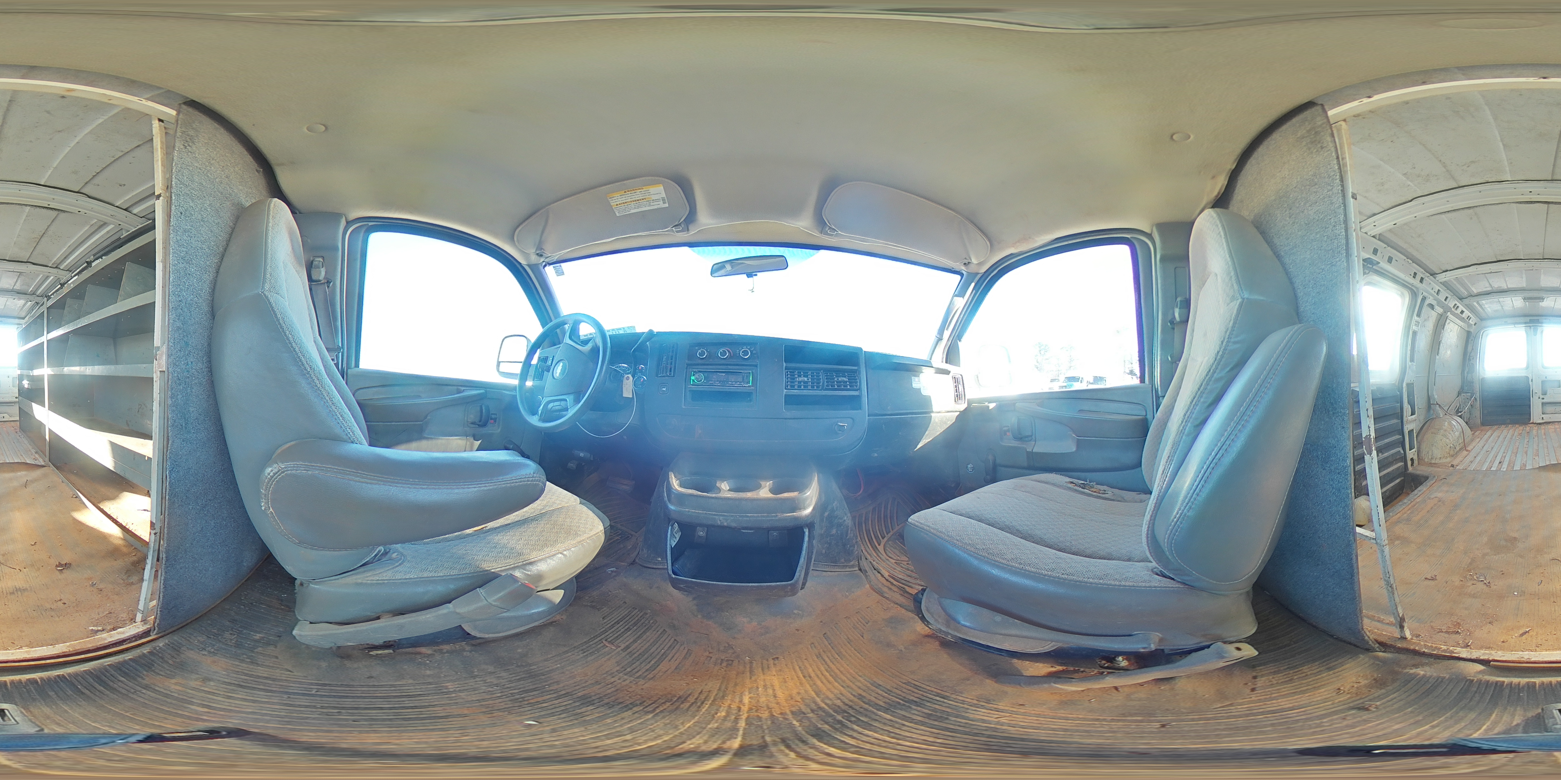 2008 Chevrolet Express - Image 13