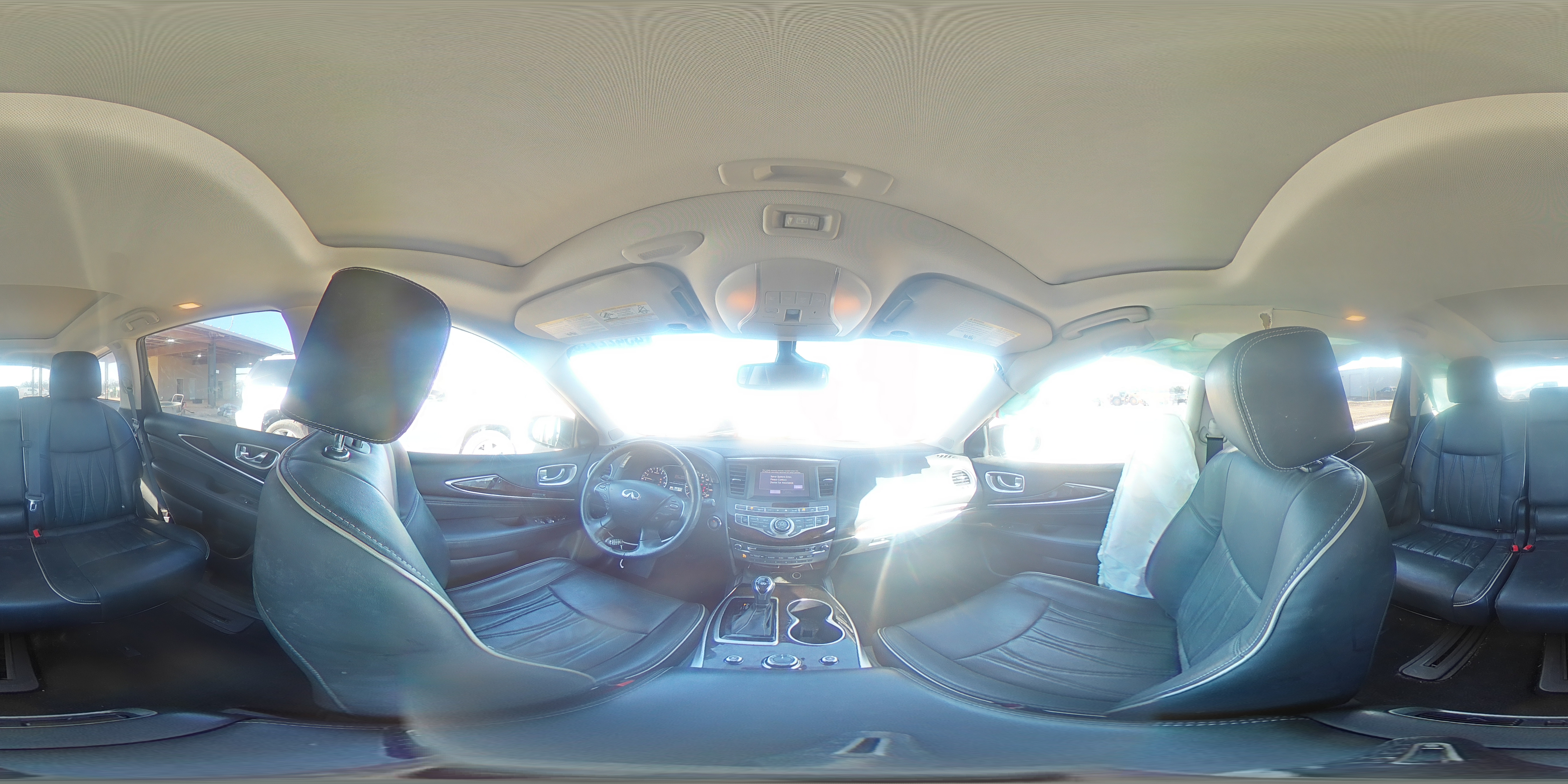 2018 Infiniti QX60 - Image 14