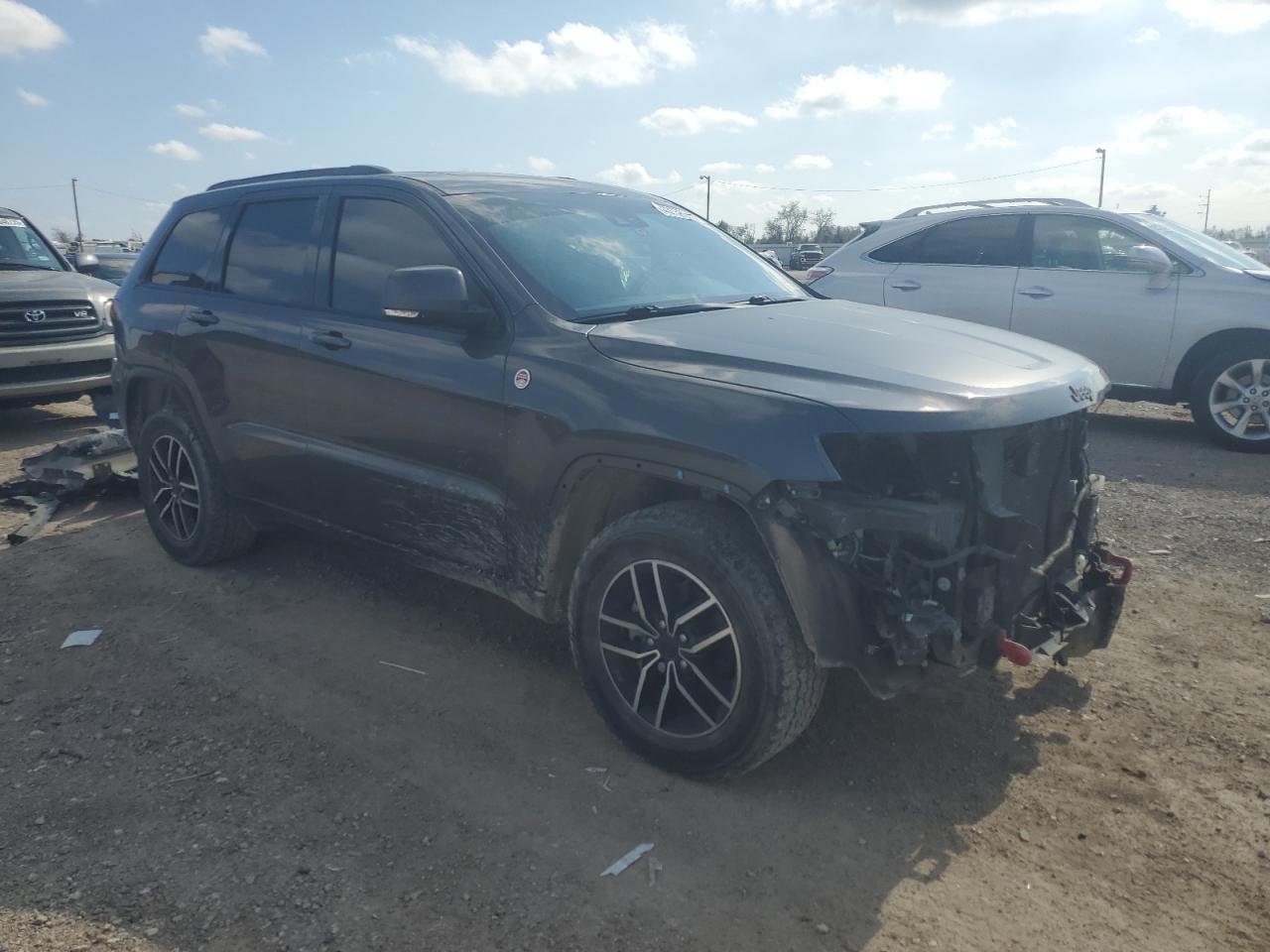 2020 Jeep Grand Cherokee - Image 4