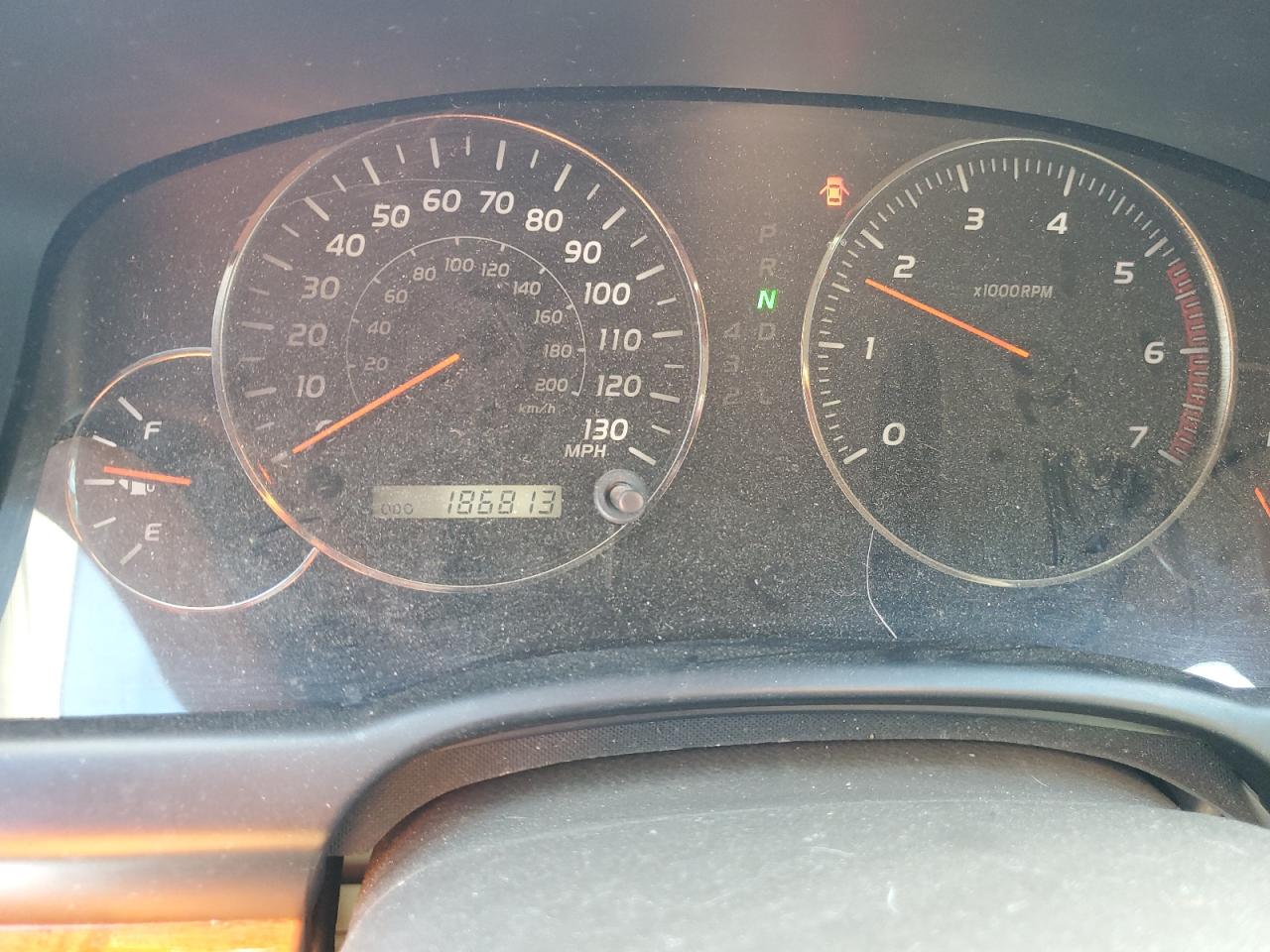 2004 Lexus GX - Image 9