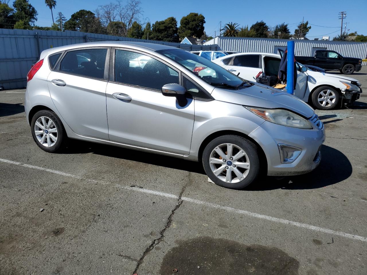 2013 Ford Fiesta - Image 4