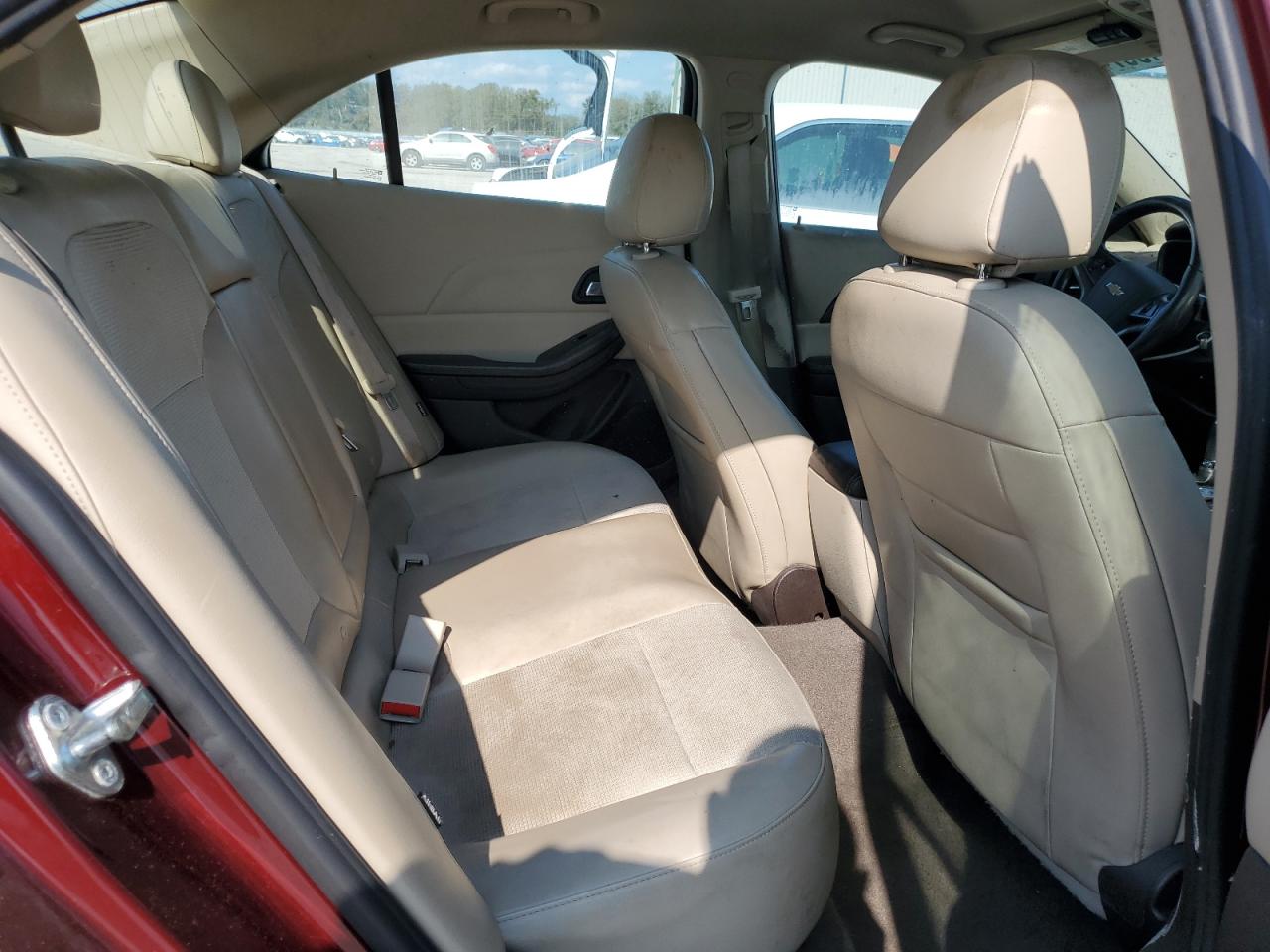 2015 Chevrolet Malibu - Image 10