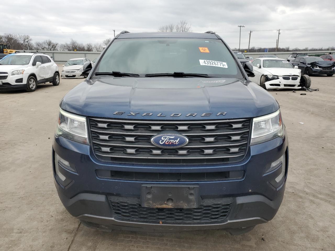 2017 Ford Explorer - Image 5