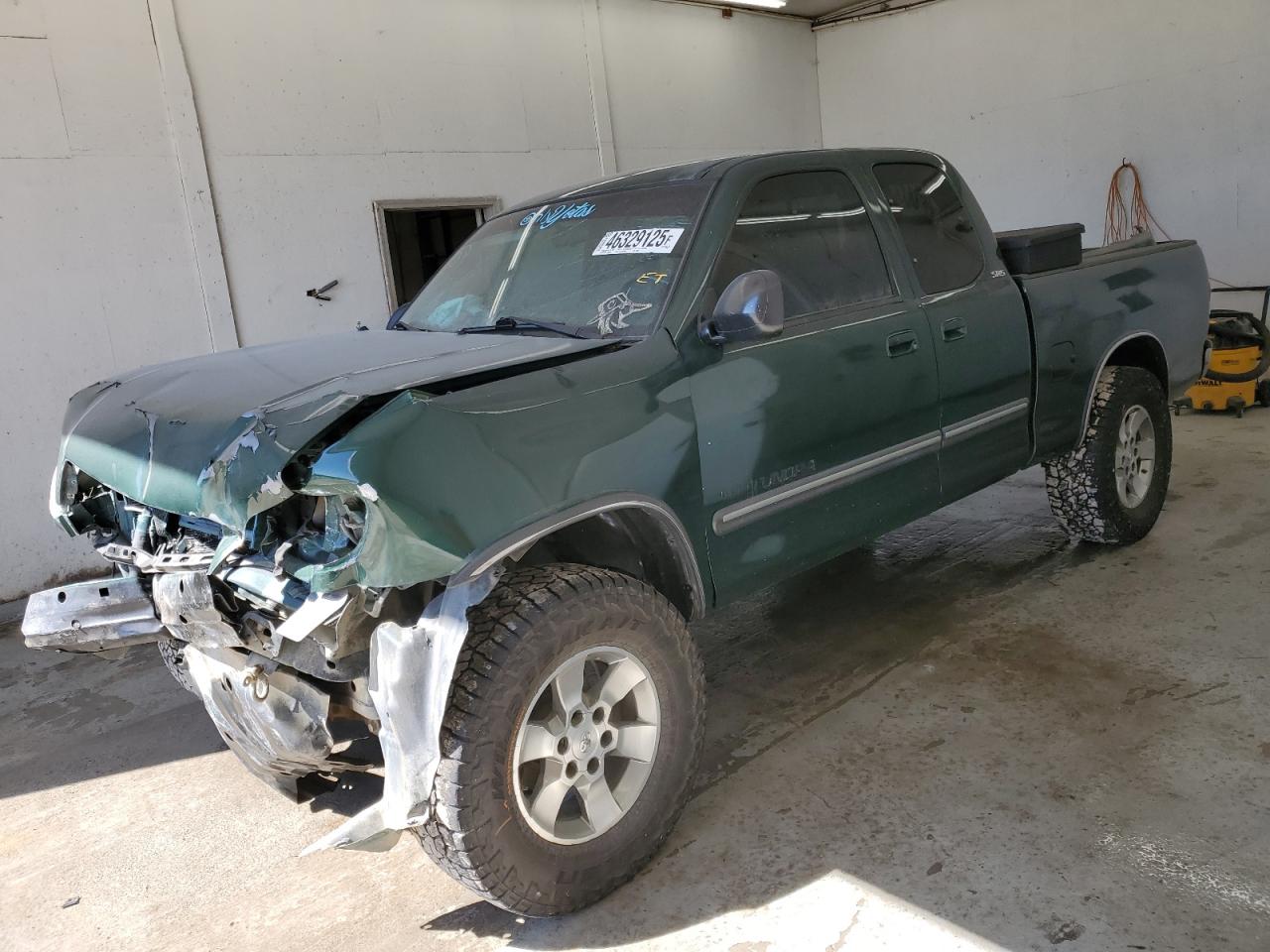 2004 Toyota Tundra - Image 1