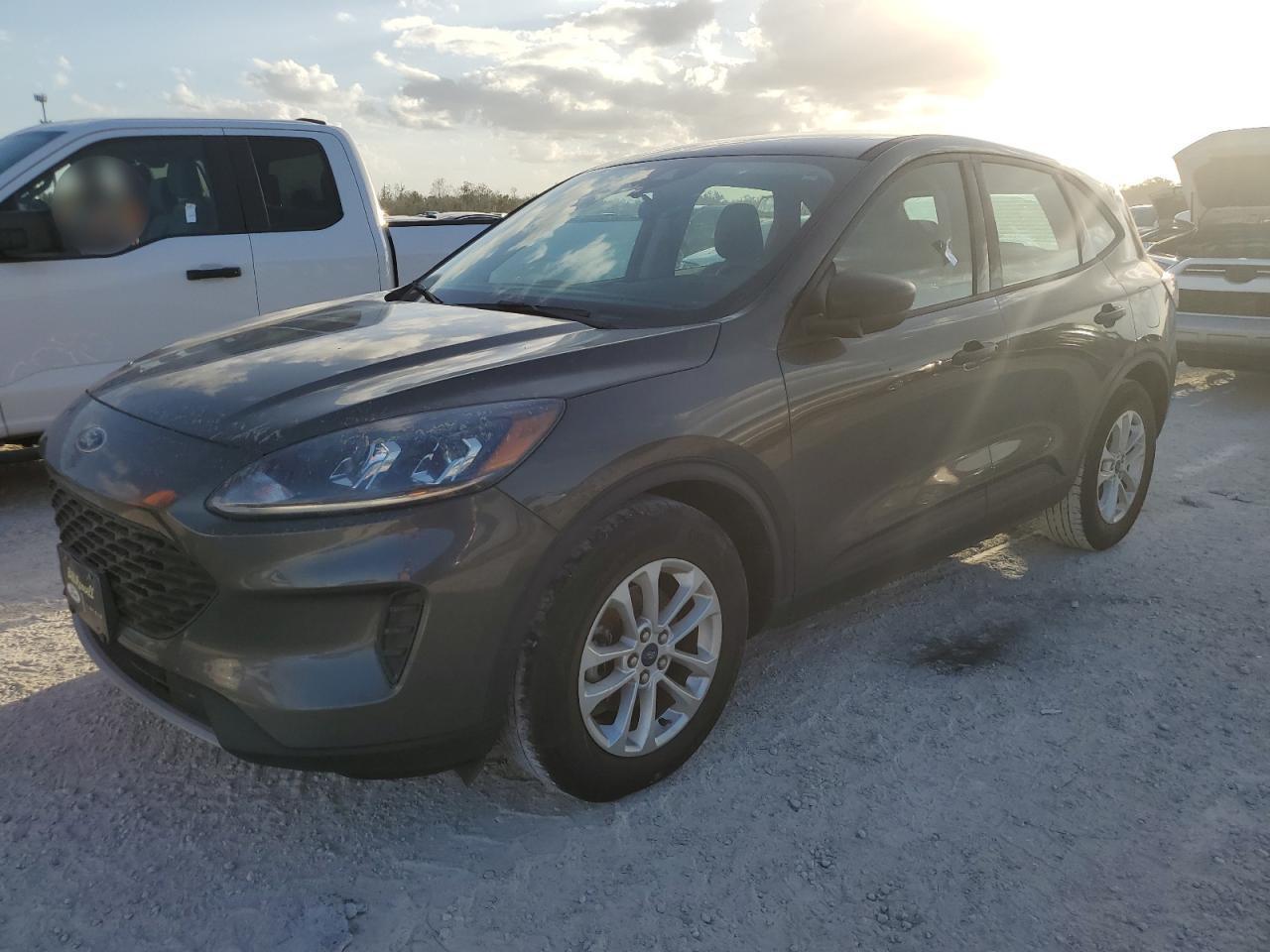 2020 Ford Escape S за продажба в West Palm Beach, FL - Water/Flood