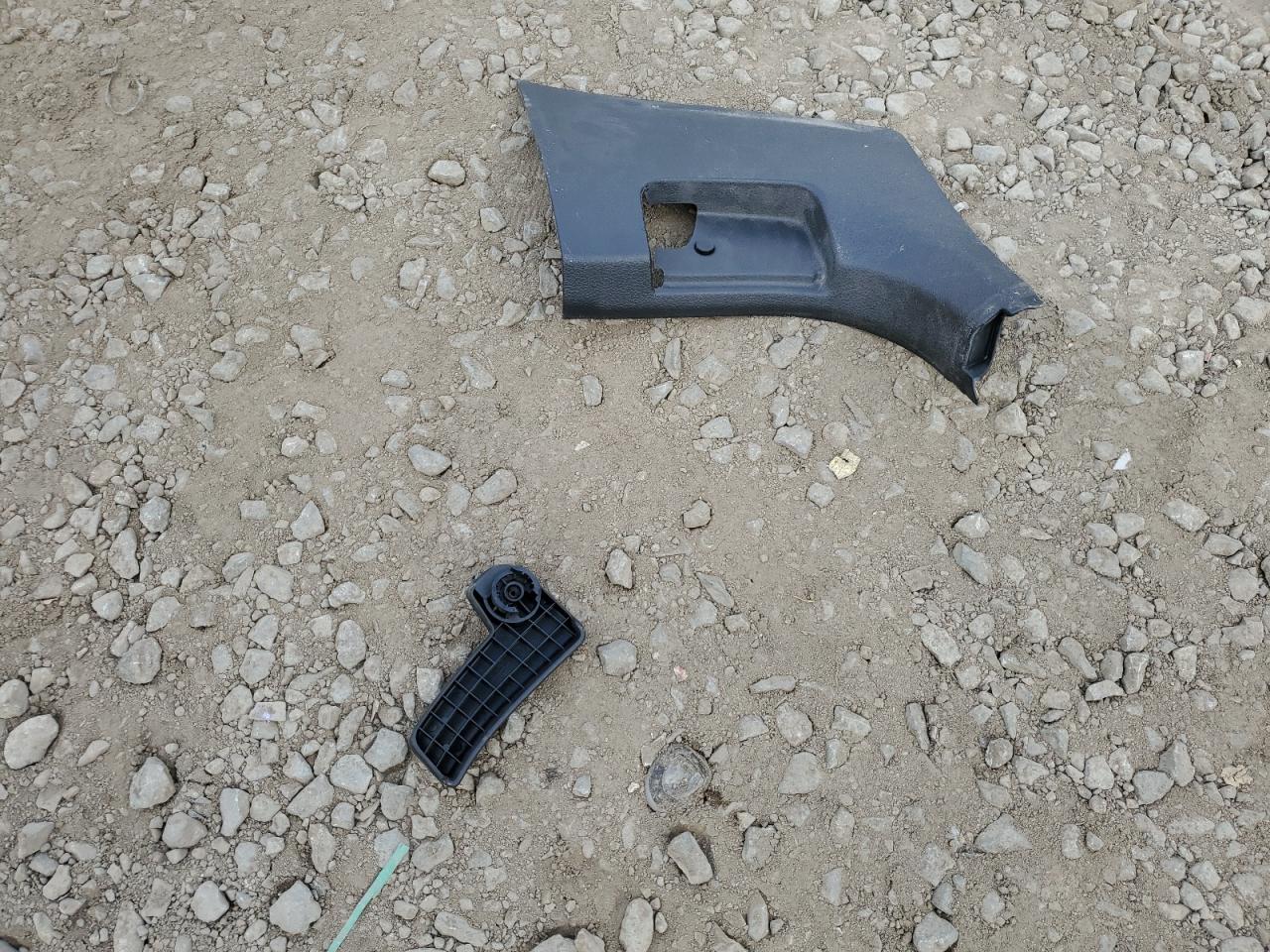 2017 Volkswagen Passat - Image 12