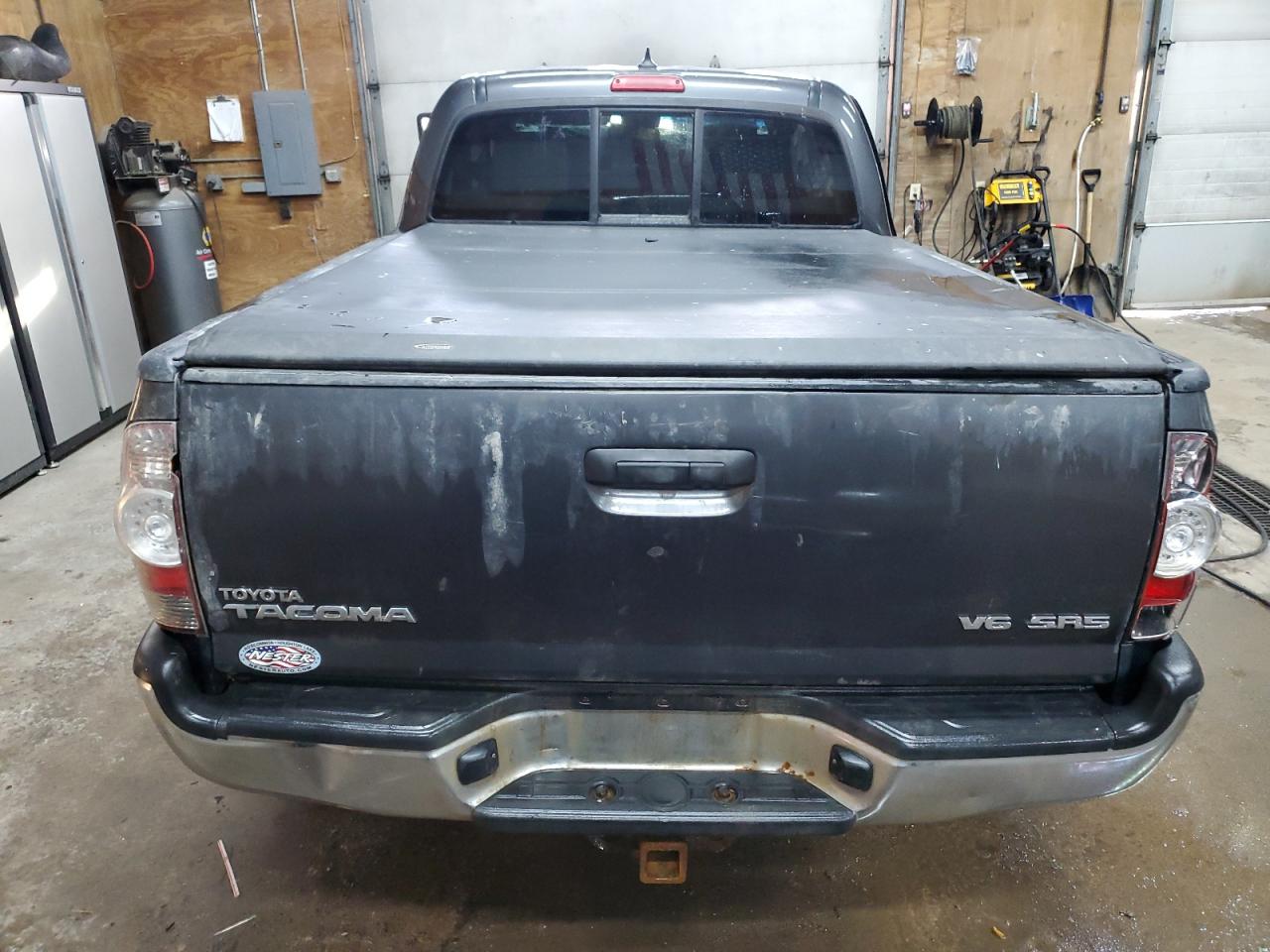 2012 Toyota Tacoma - Image 6