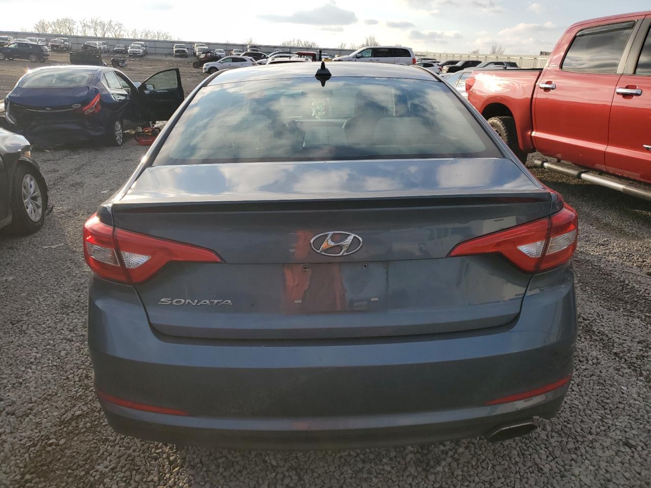 2016 Hyundai Sonata - Image 6