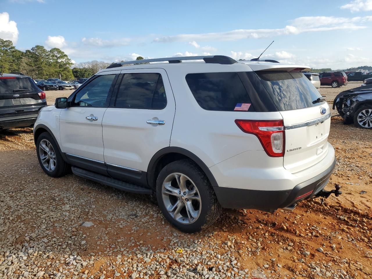 2011 Ford Explorer - Image 2
