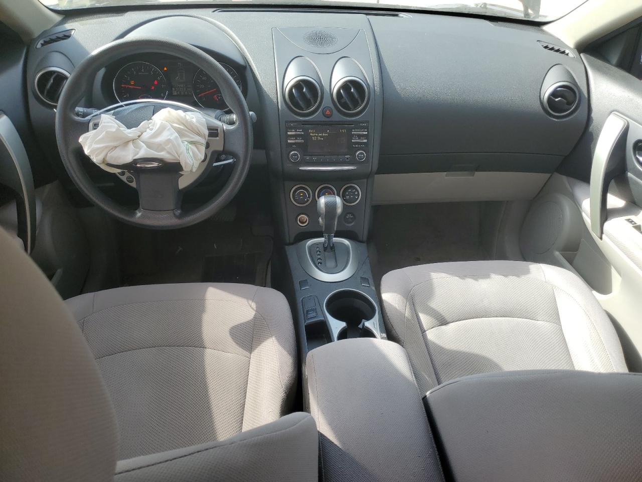 2014 Nissan Rogue - Image 8