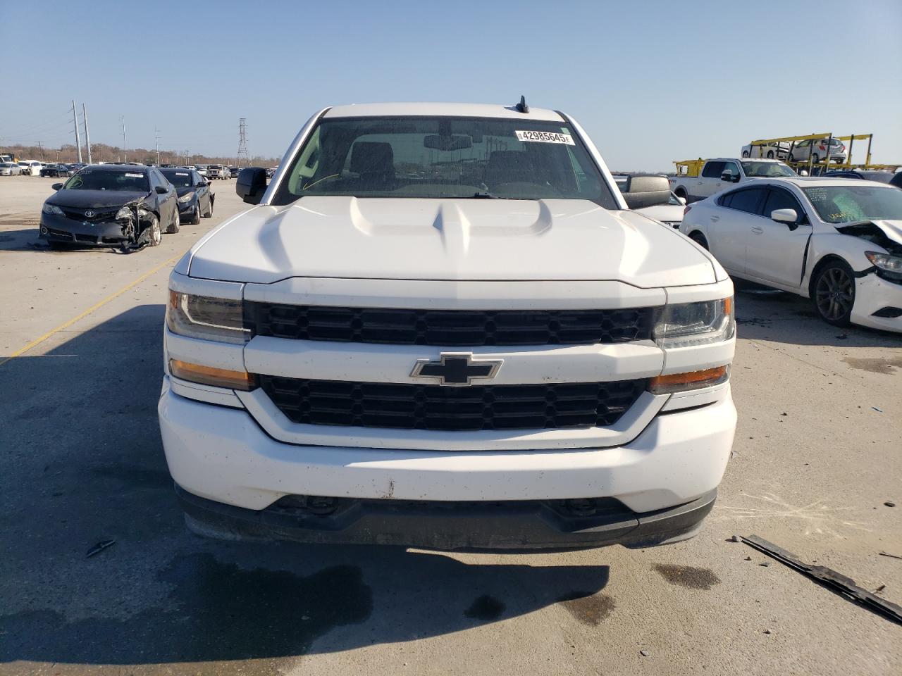 2018 Chevrolet Silverado - Image 5