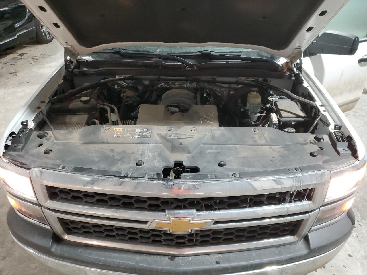 2014 Chevrolet Silverado - Image 13