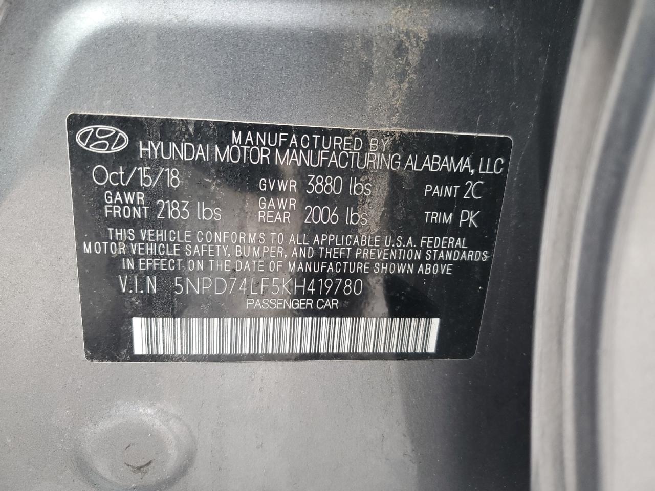 2019 Hyundai Elantra - Image 12