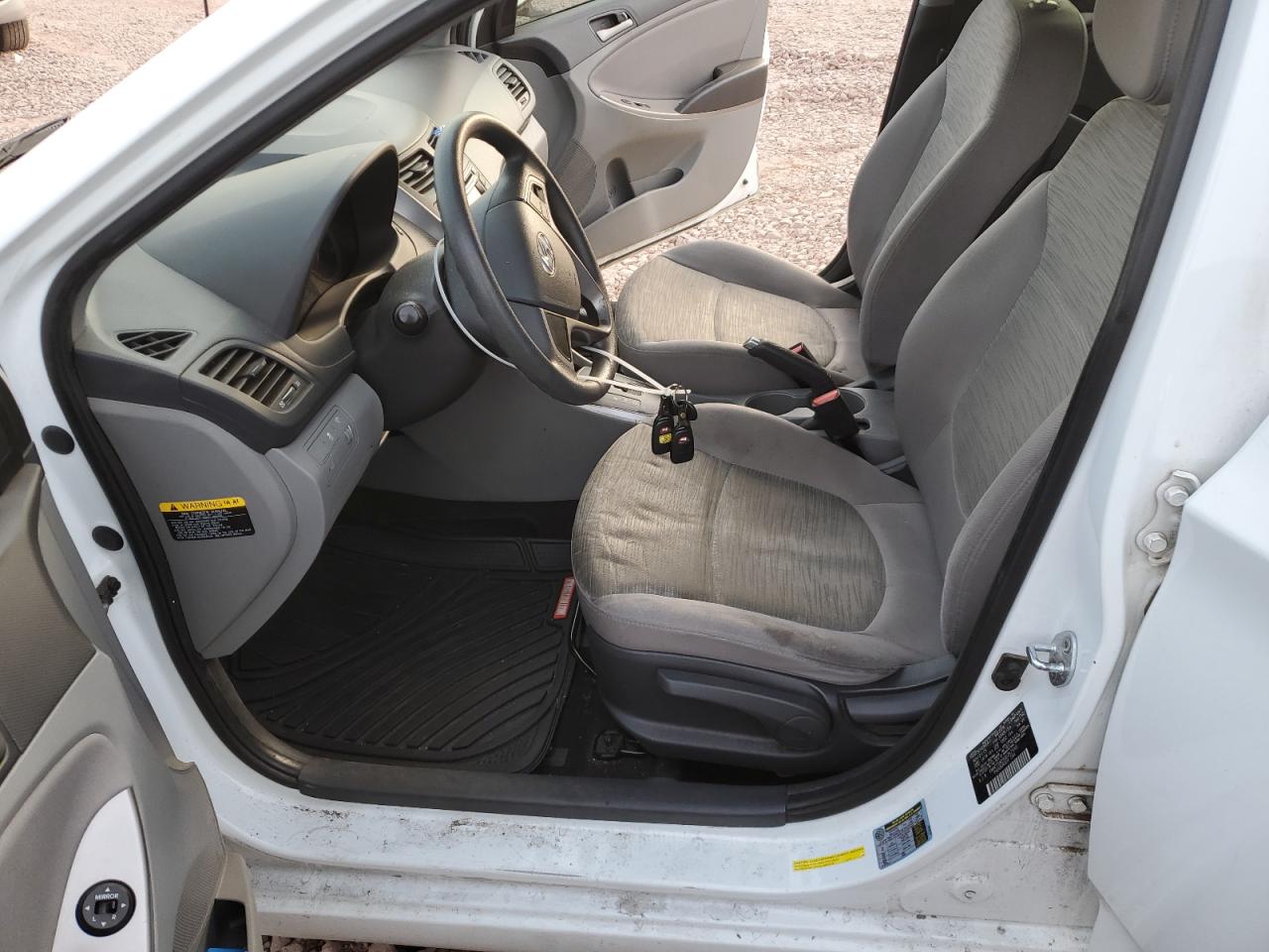 2016 Hyundai Accent - Image 7
