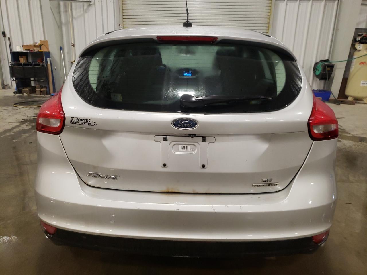 1fadp3k23fl249418 1FADP3K23FL249418 2015 Ford Focus Se