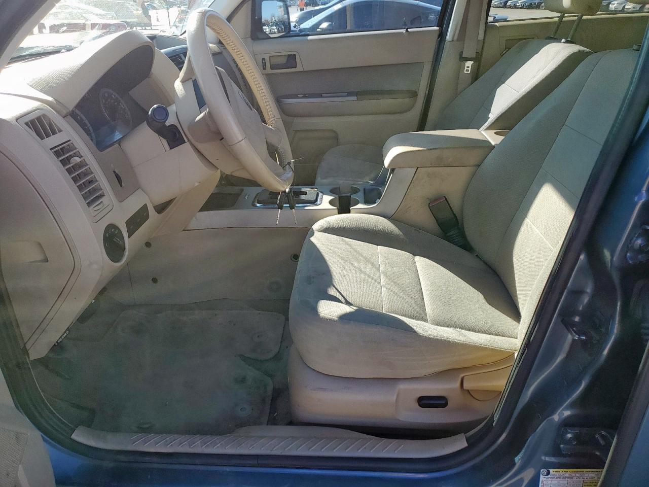 2011 Ford Escape - Image 7