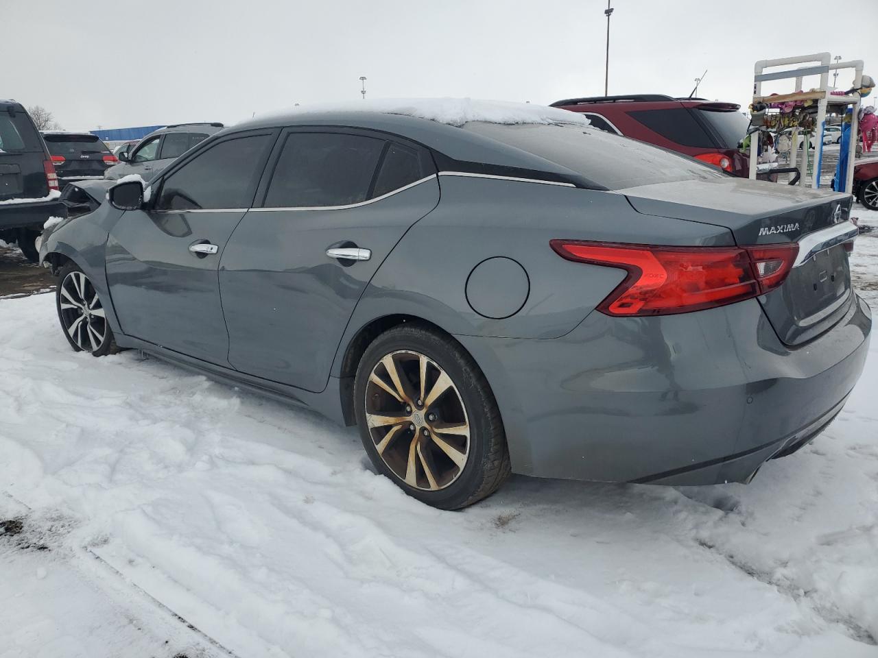 2018 Nissan Maxima - Image 2