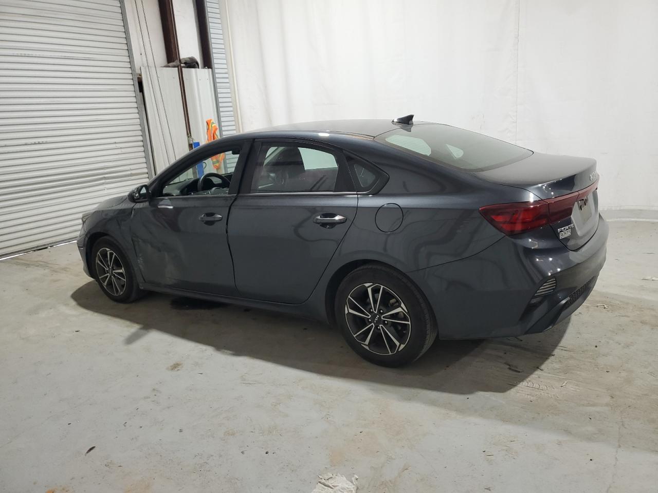 2022 Kia Forte - Image 2