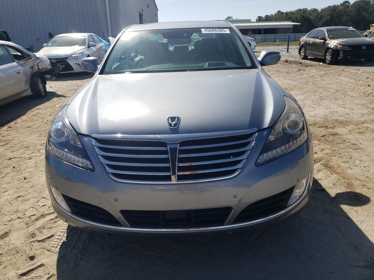 2016 Hyundai Equus - Image 5