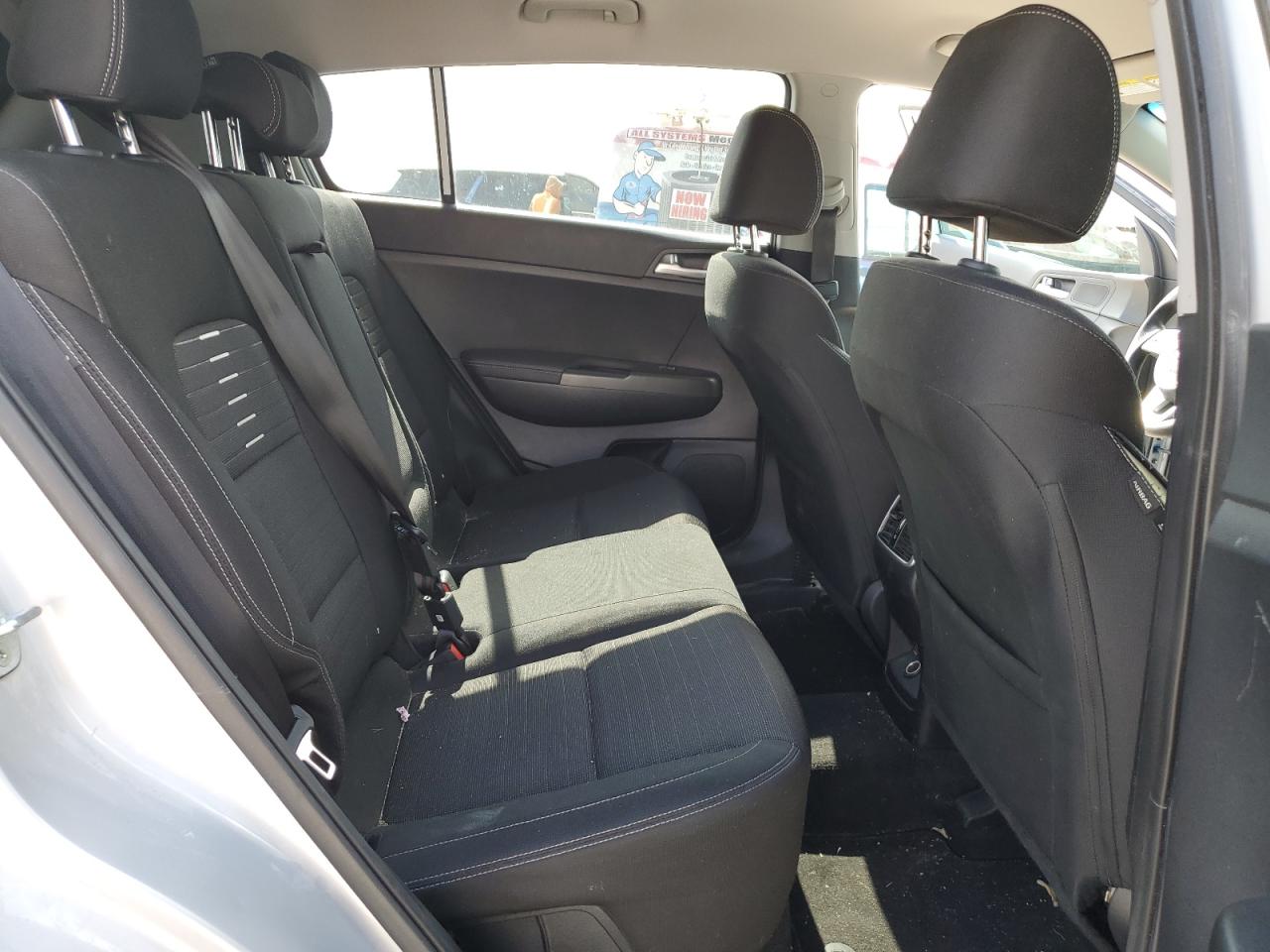 2021 Kia Sportage - Image 11