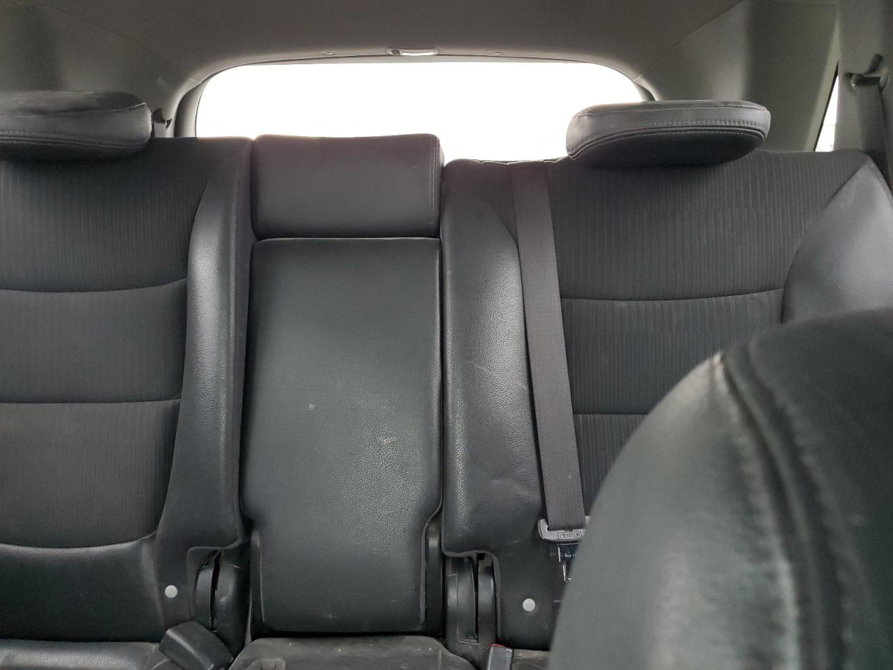 2011 Kia Sorento - Image 10