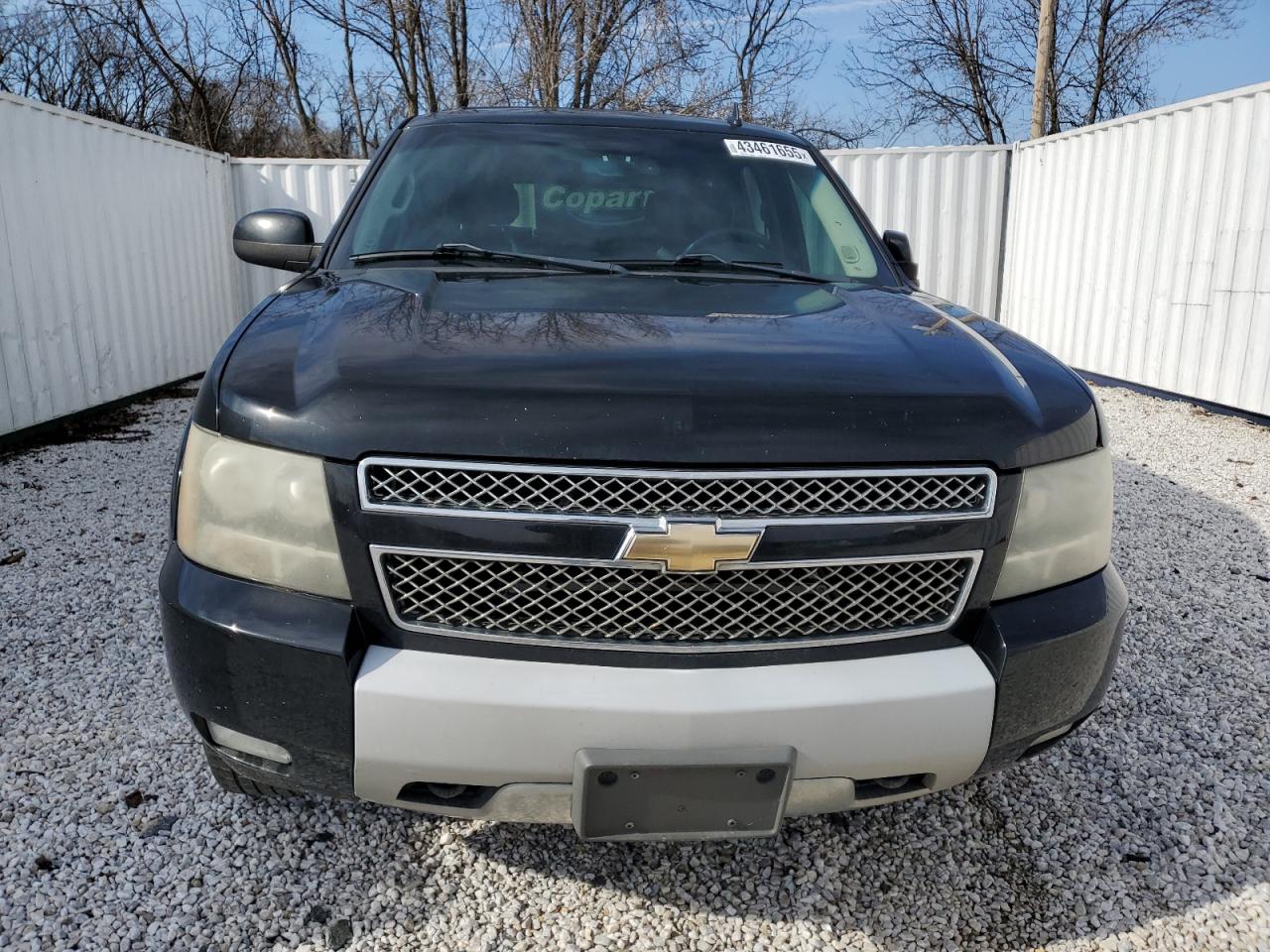 2010 Chevrolet Tahoe - Image 5